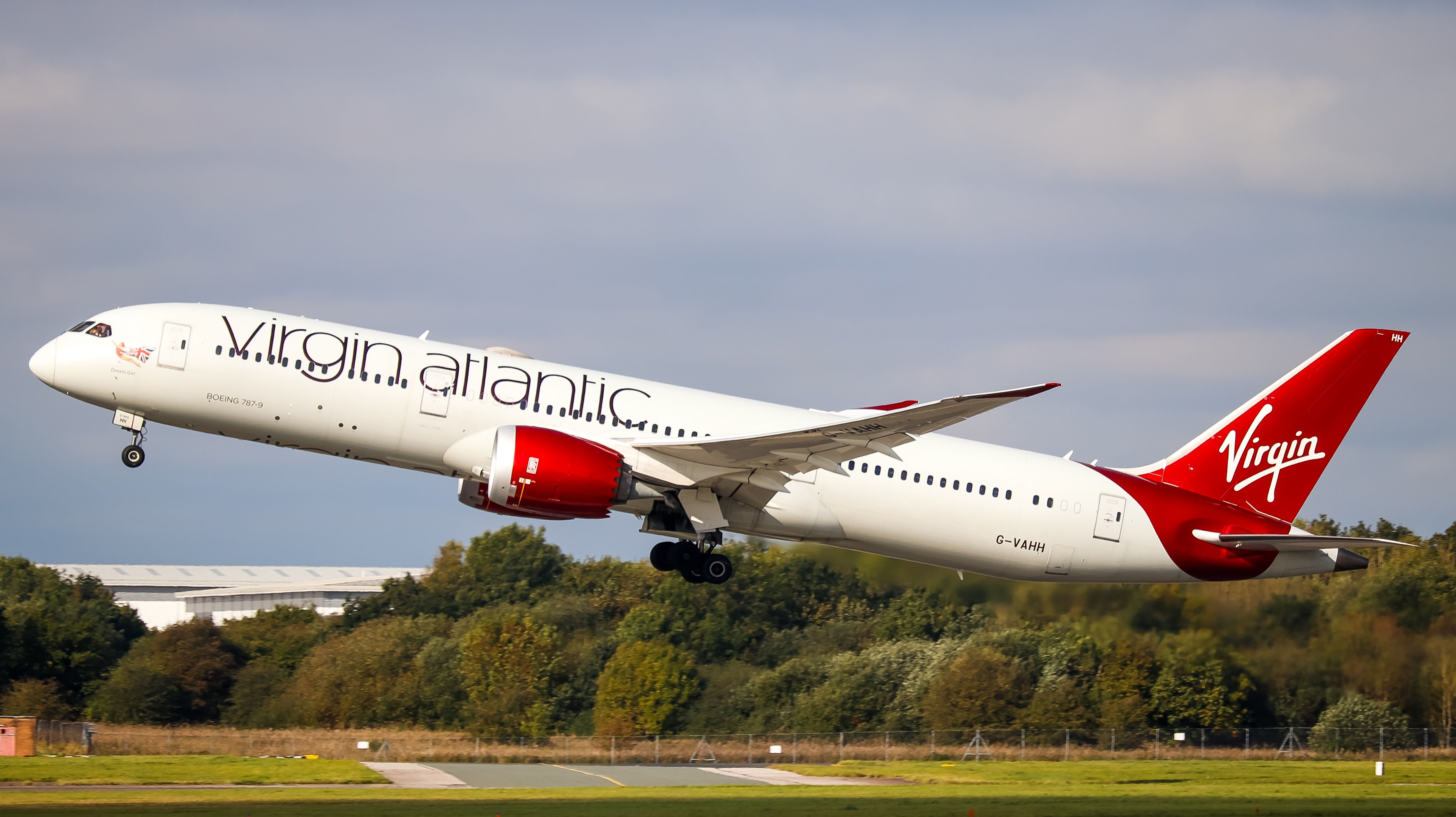 A Virgin Atlantic Boeing 787 just after take off.