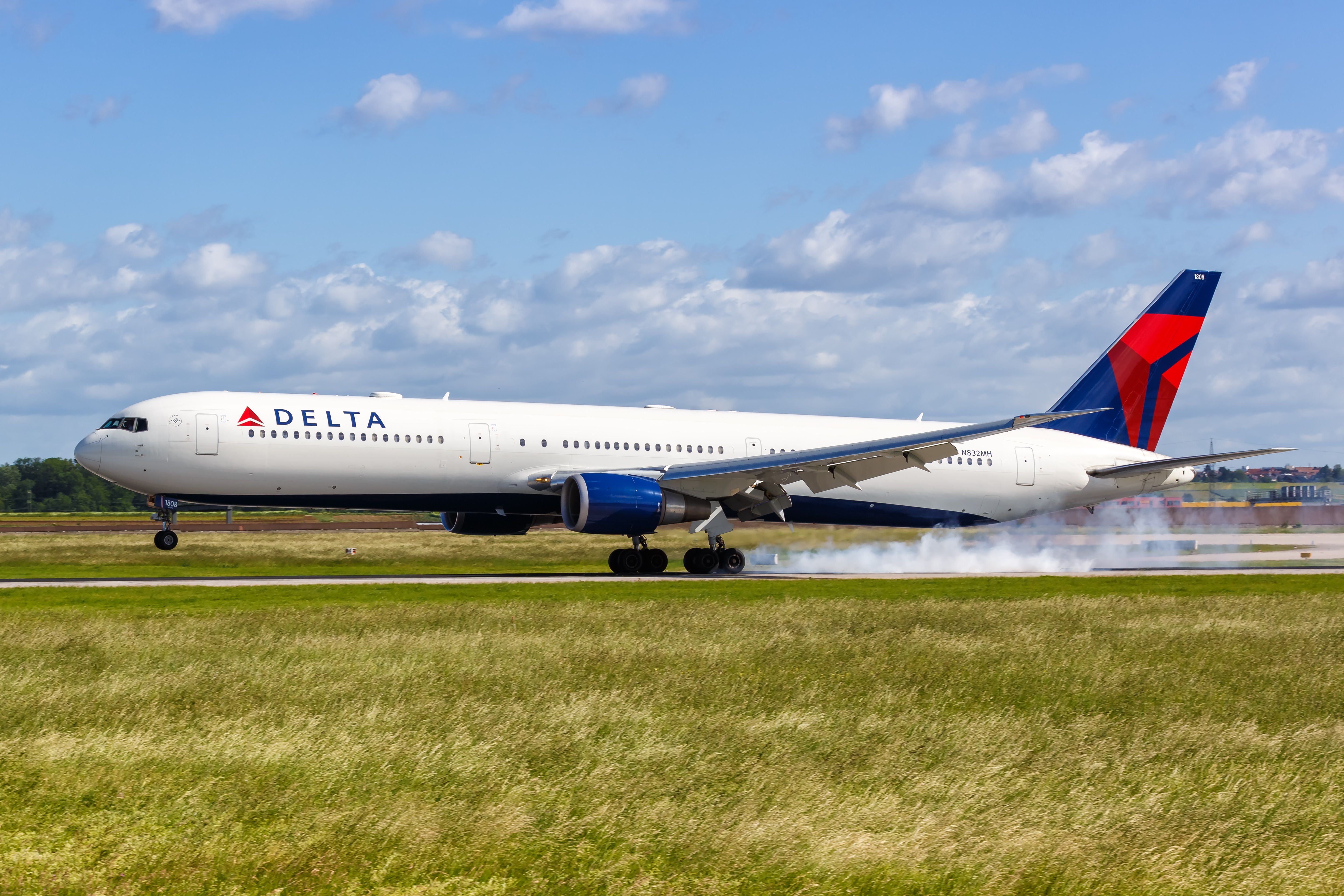 A Delta Air Lines Boeing 767-400ER landing.