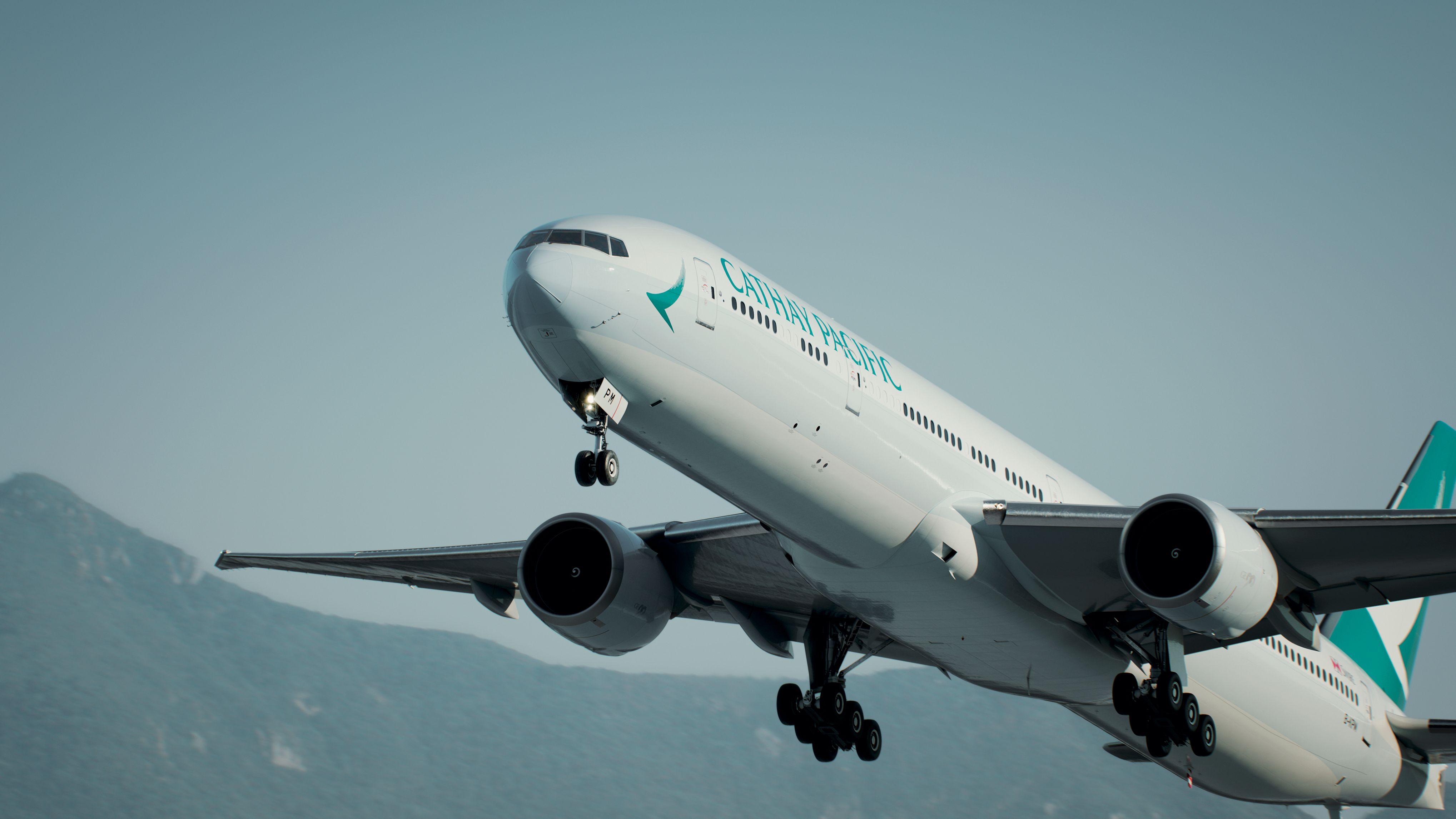 Cathay Pacific Boeing 777 Tires Burst On Takeoff In Hong Kong