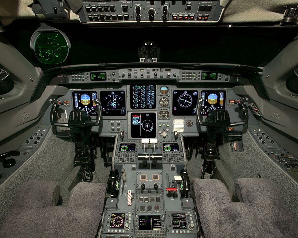 Gulfstream V cockpit