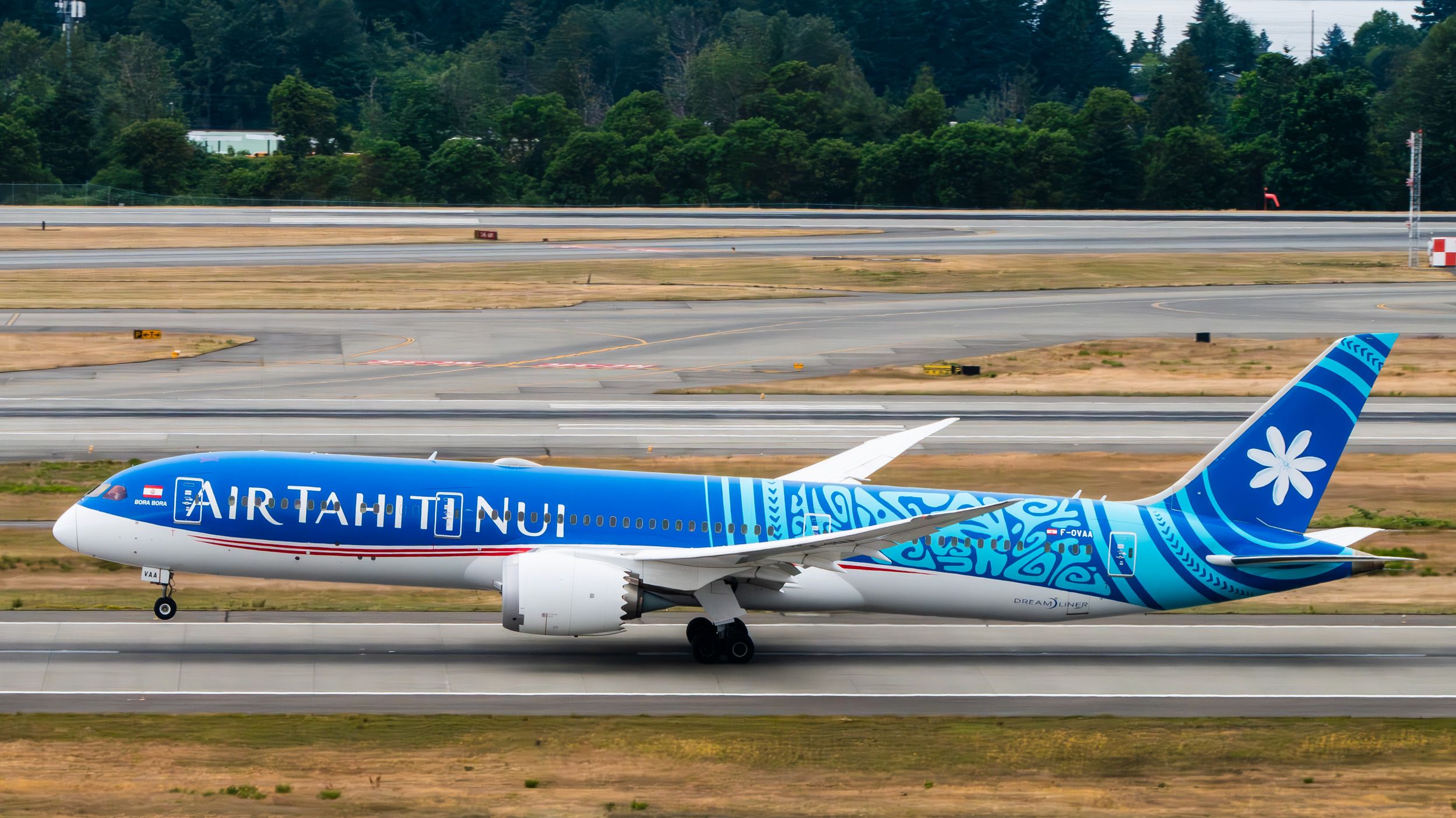 Air Tahiti Nui Boeing 787-9