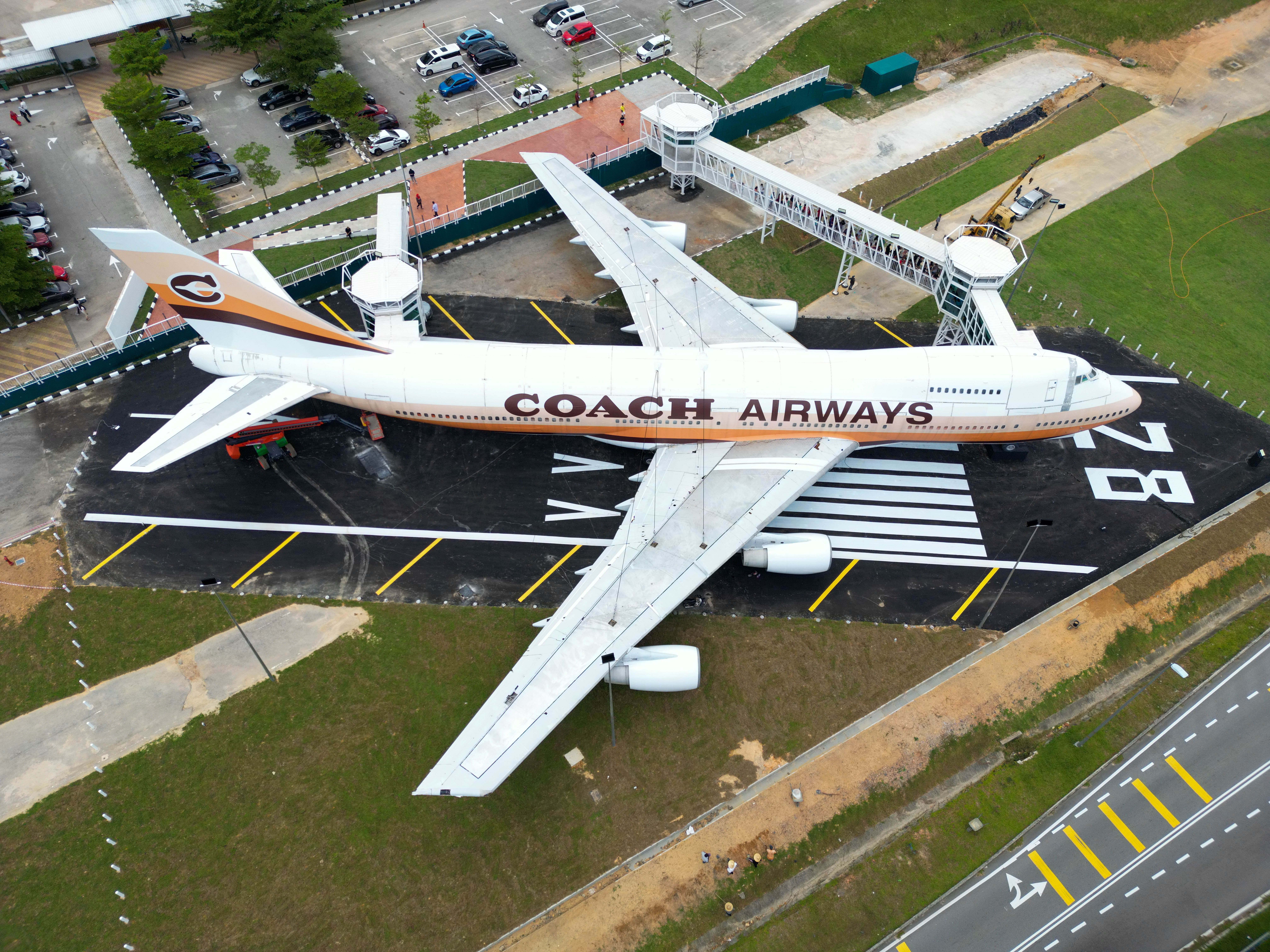 Coach Airways 747 Malacca