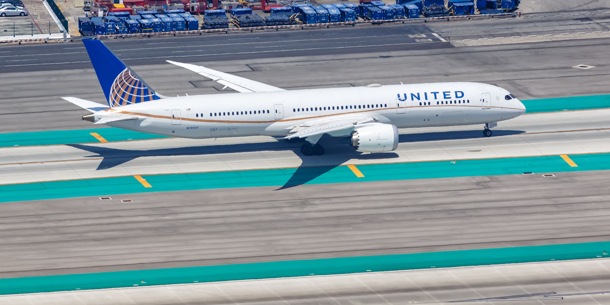 United Airlines 787-9 on runway