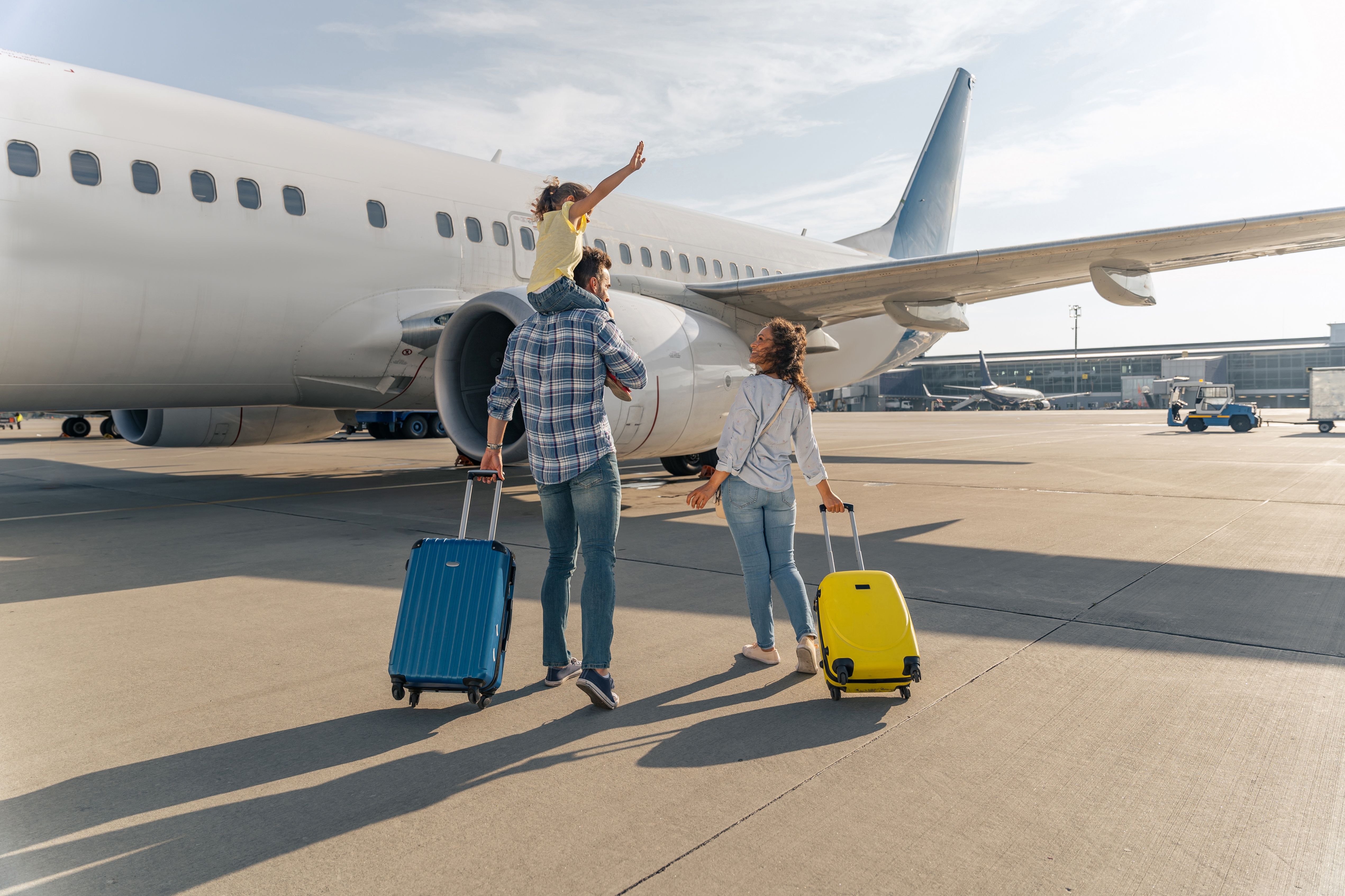 The Beginner's Guide To Connecting Flights And Luggage 