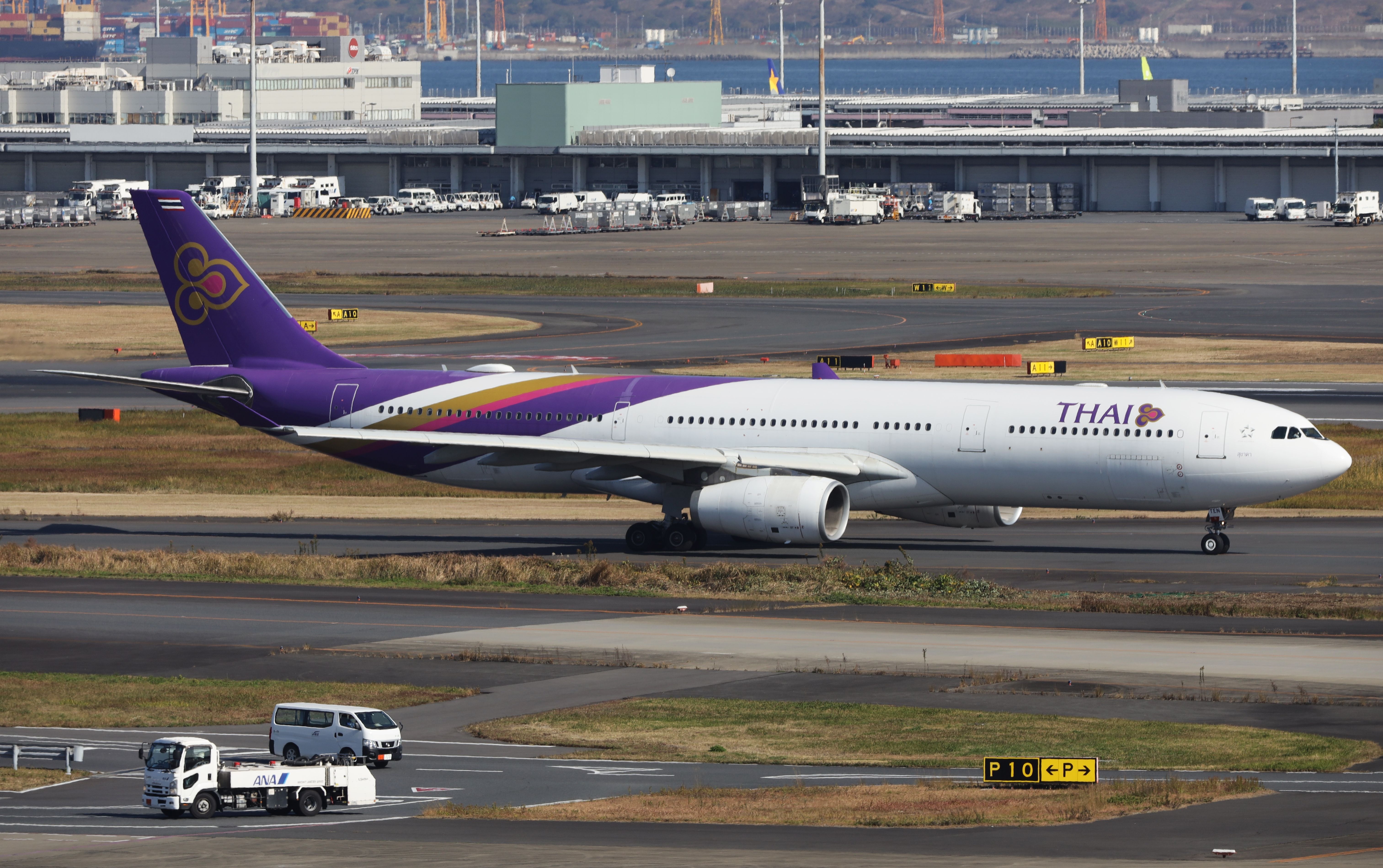 Thai Airways Airbus A330-300