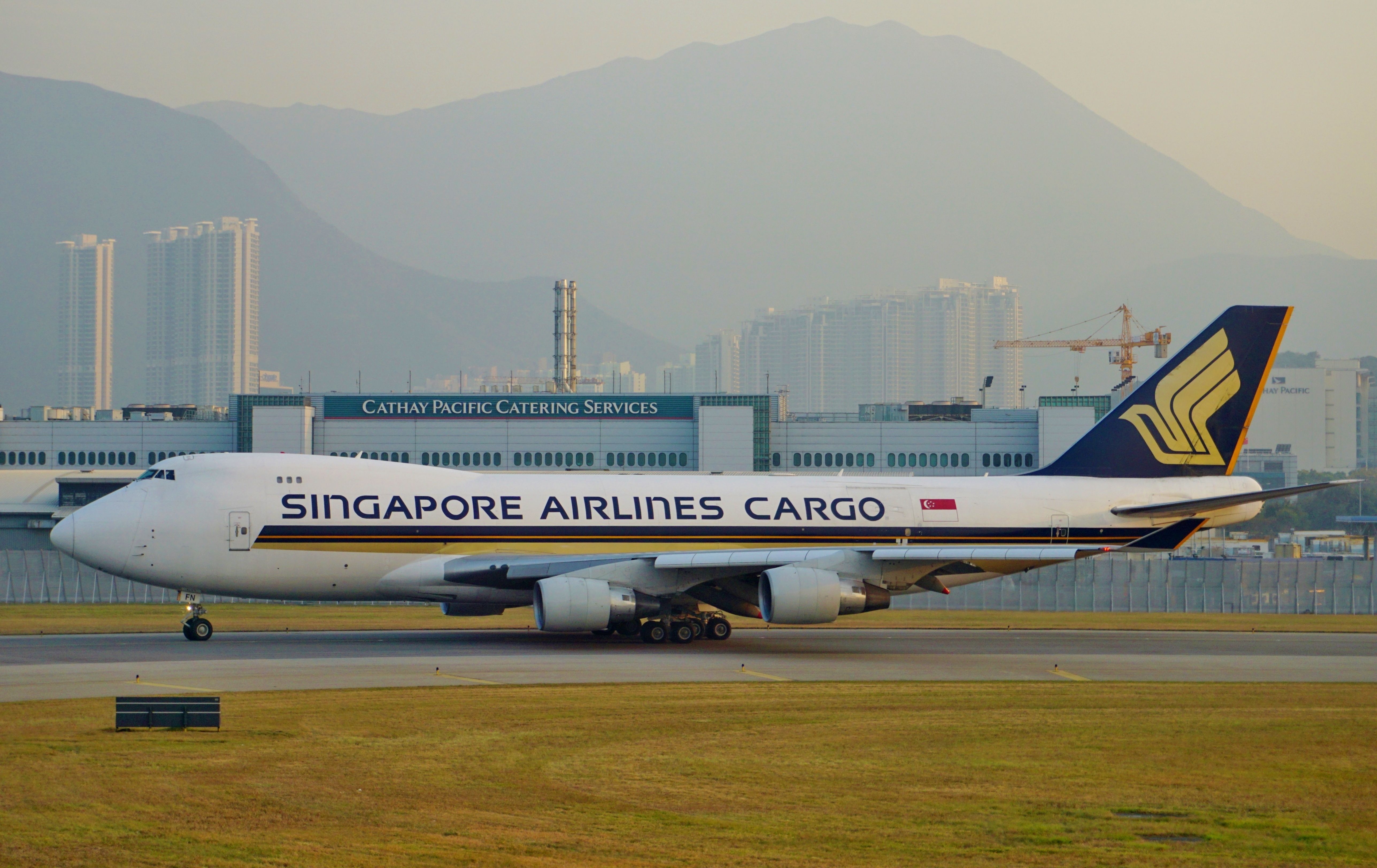 Singapore Airlines Cargo Boeing 747-400F
