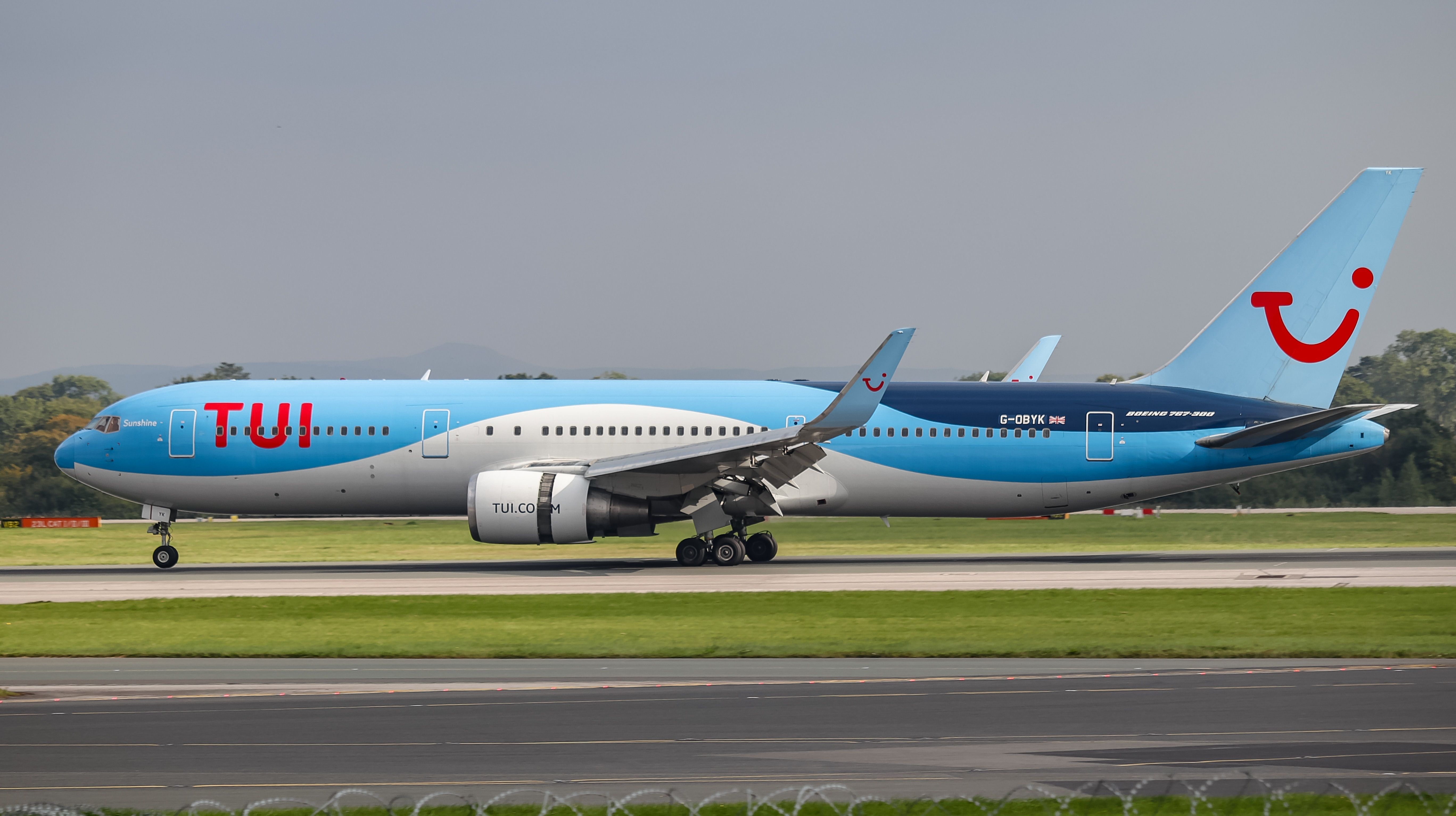 曼徹斯特-1的TUI波音767-300ER