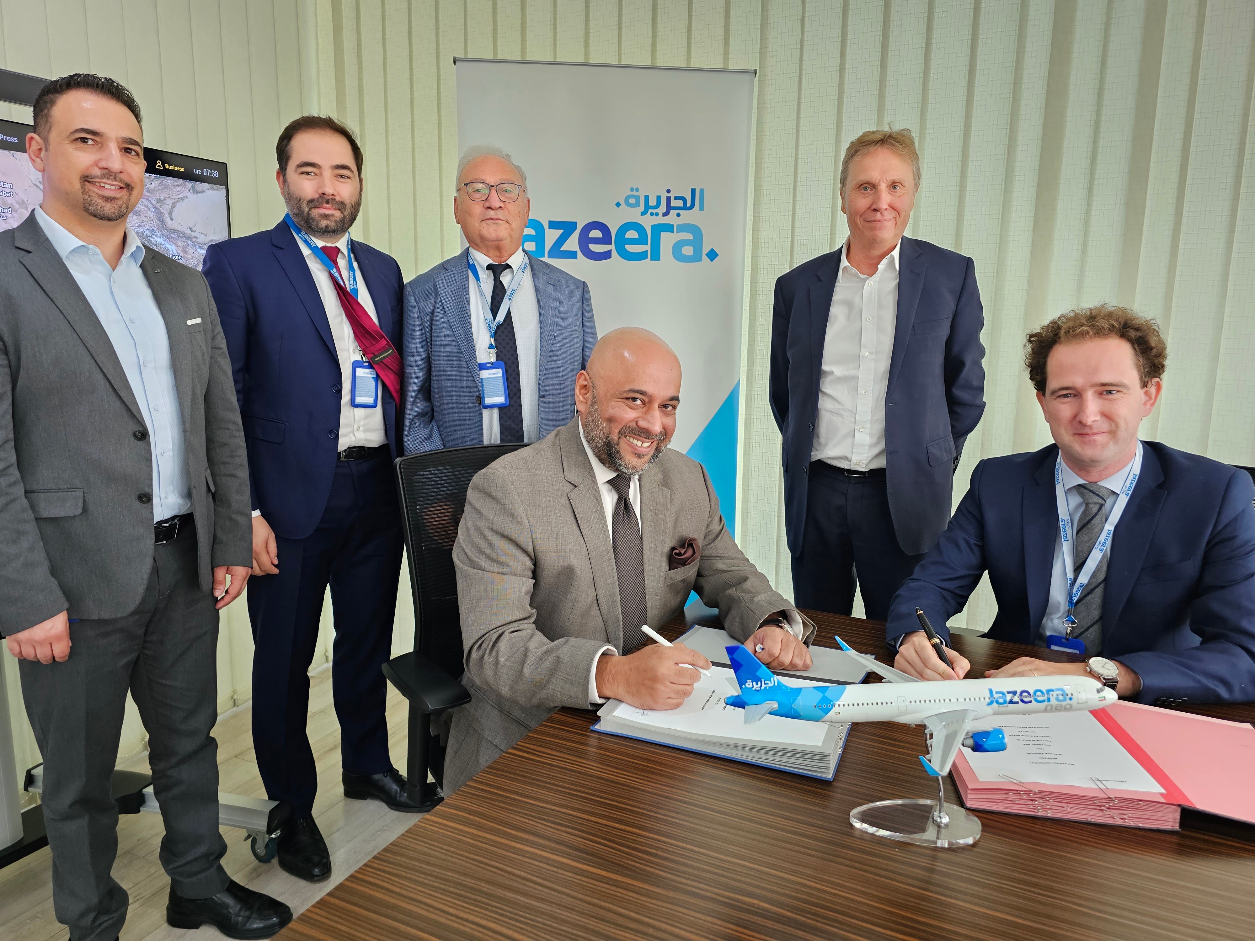 Jazeera Airways and Expliseat sign an agreement, May 2023
