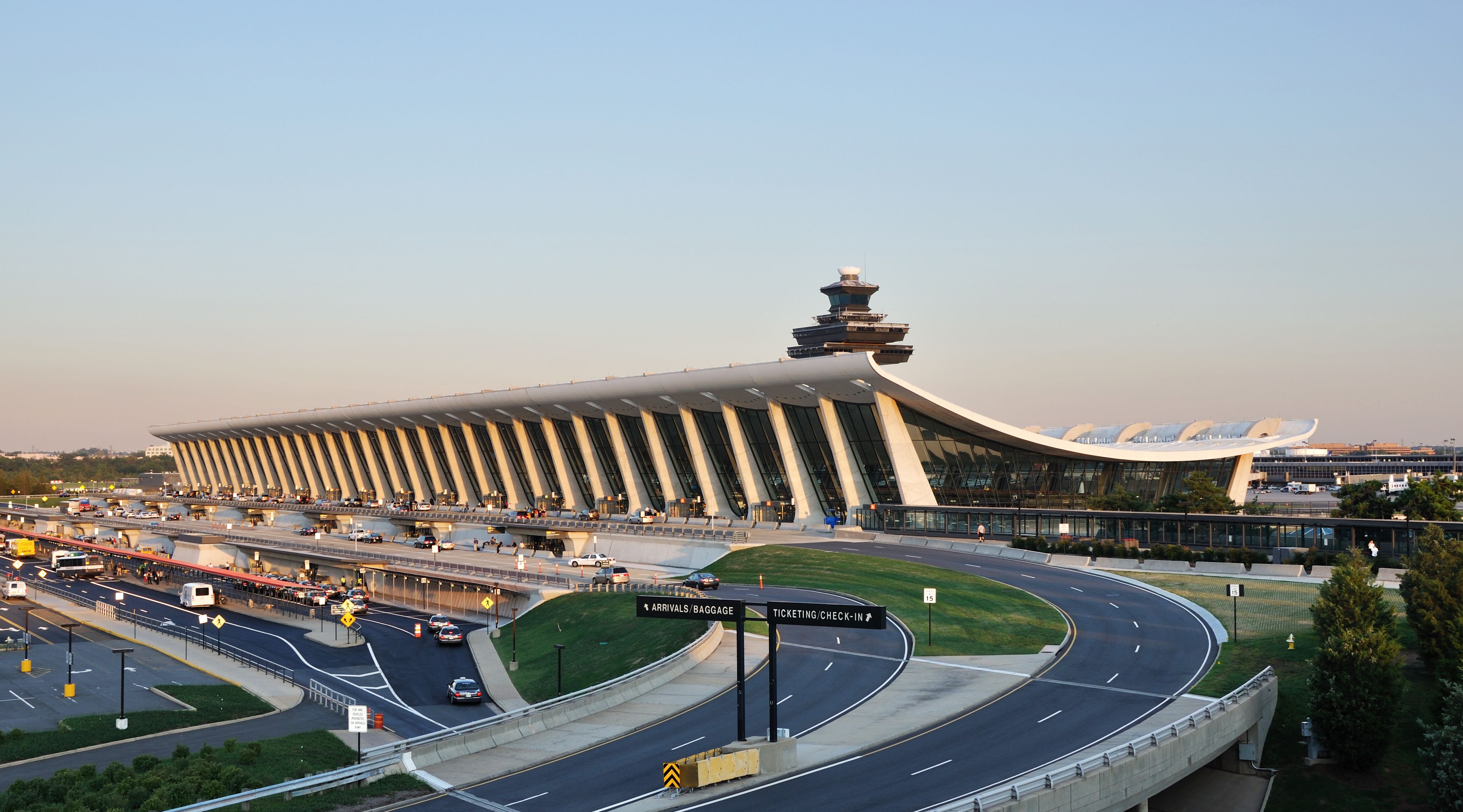 Washington_Dulles_International_Airport