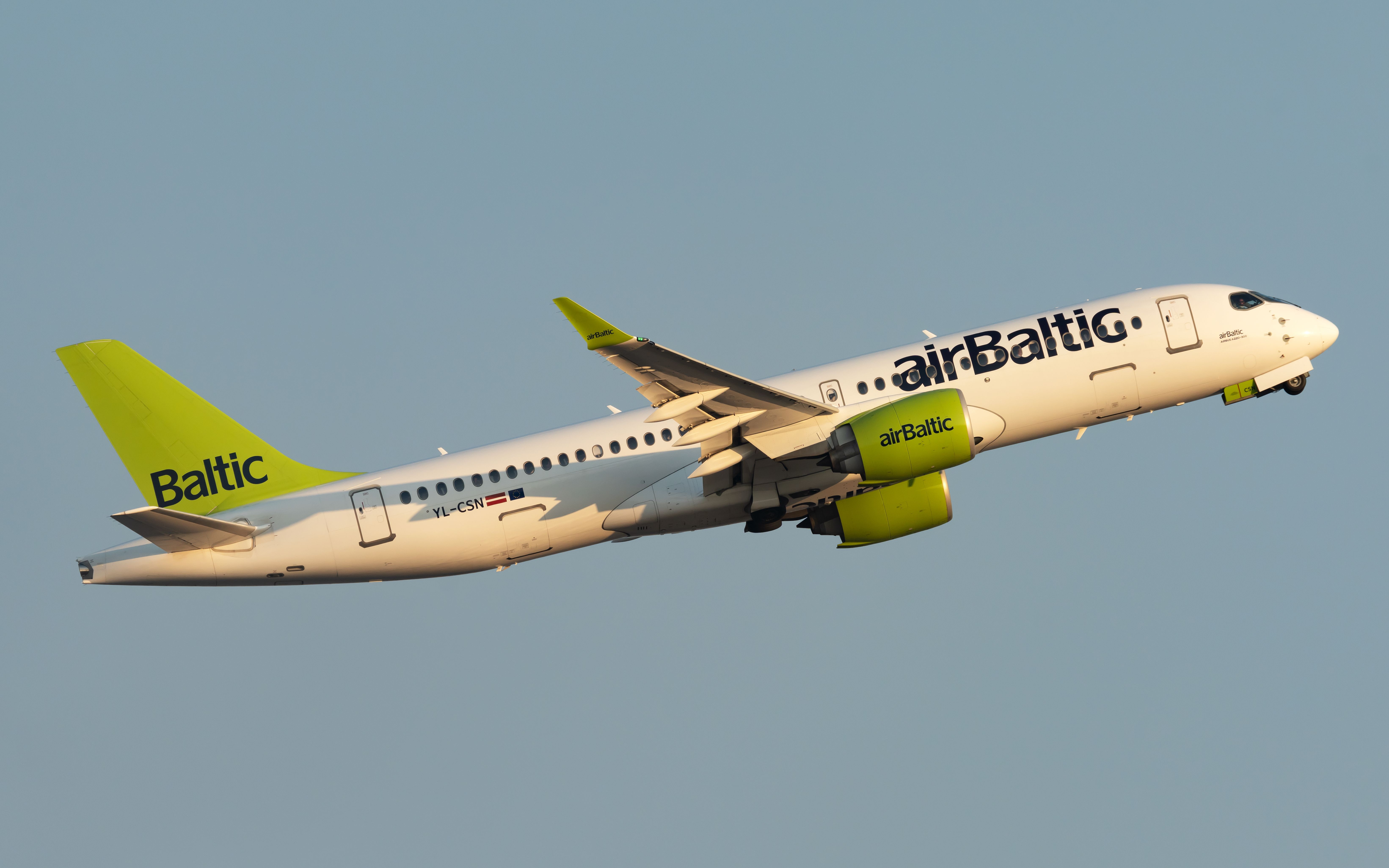 Air Baltic Airbus A220