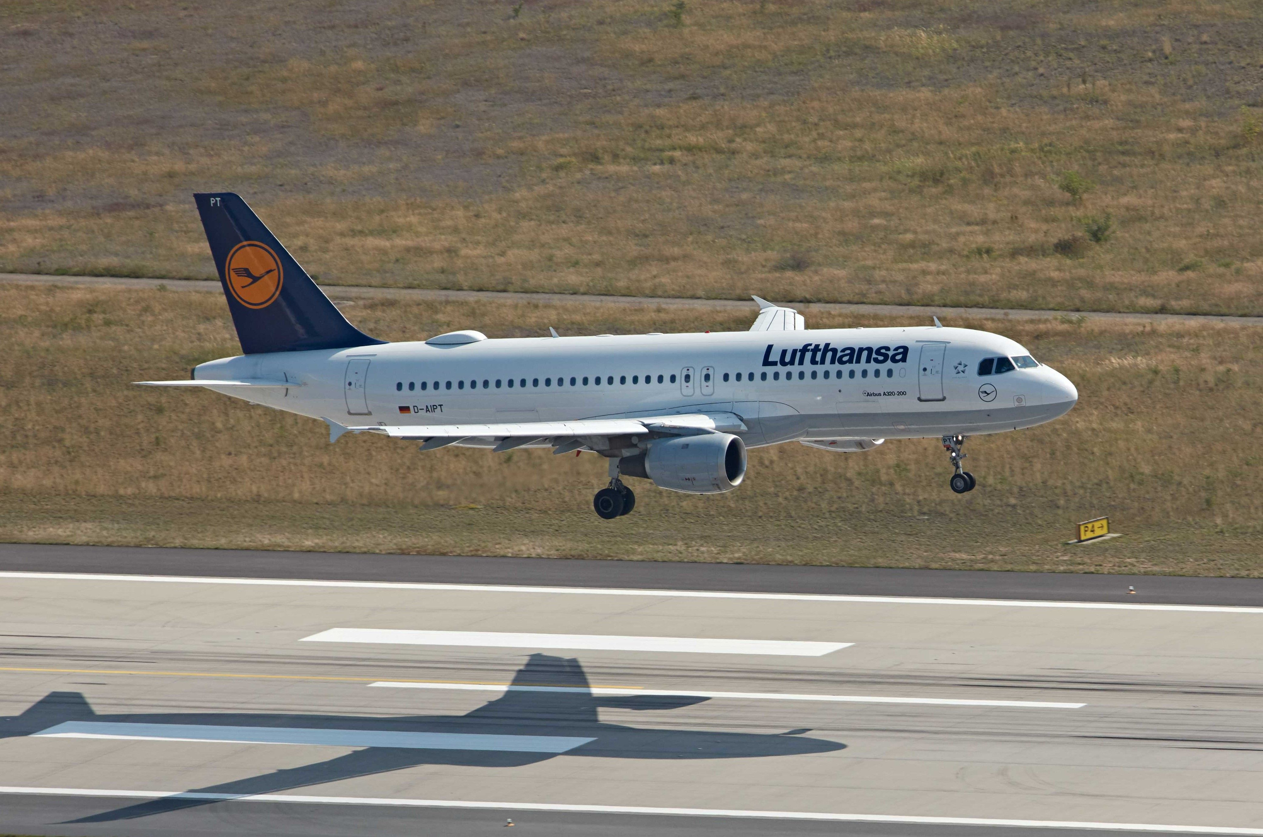 Lufthansa Announces Special Munich London Stansted Oktoberfest Flights