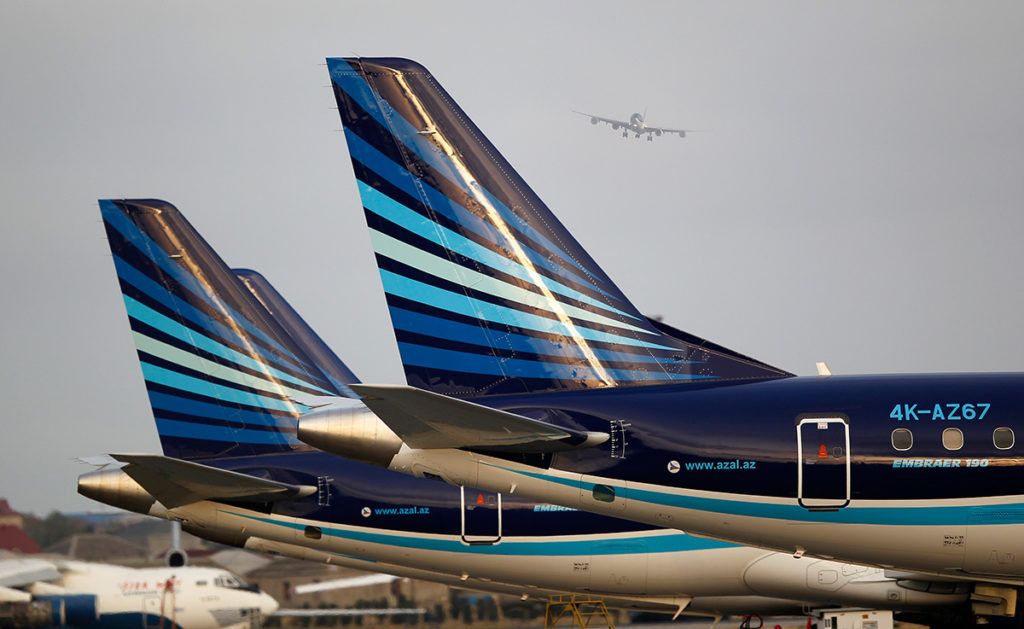 阿塞拜疆航空公司確實擁有漂亮的製服。 