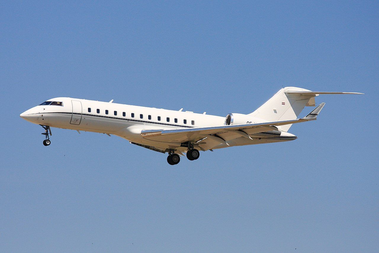 A Bombardier Global Express flying in the sky.