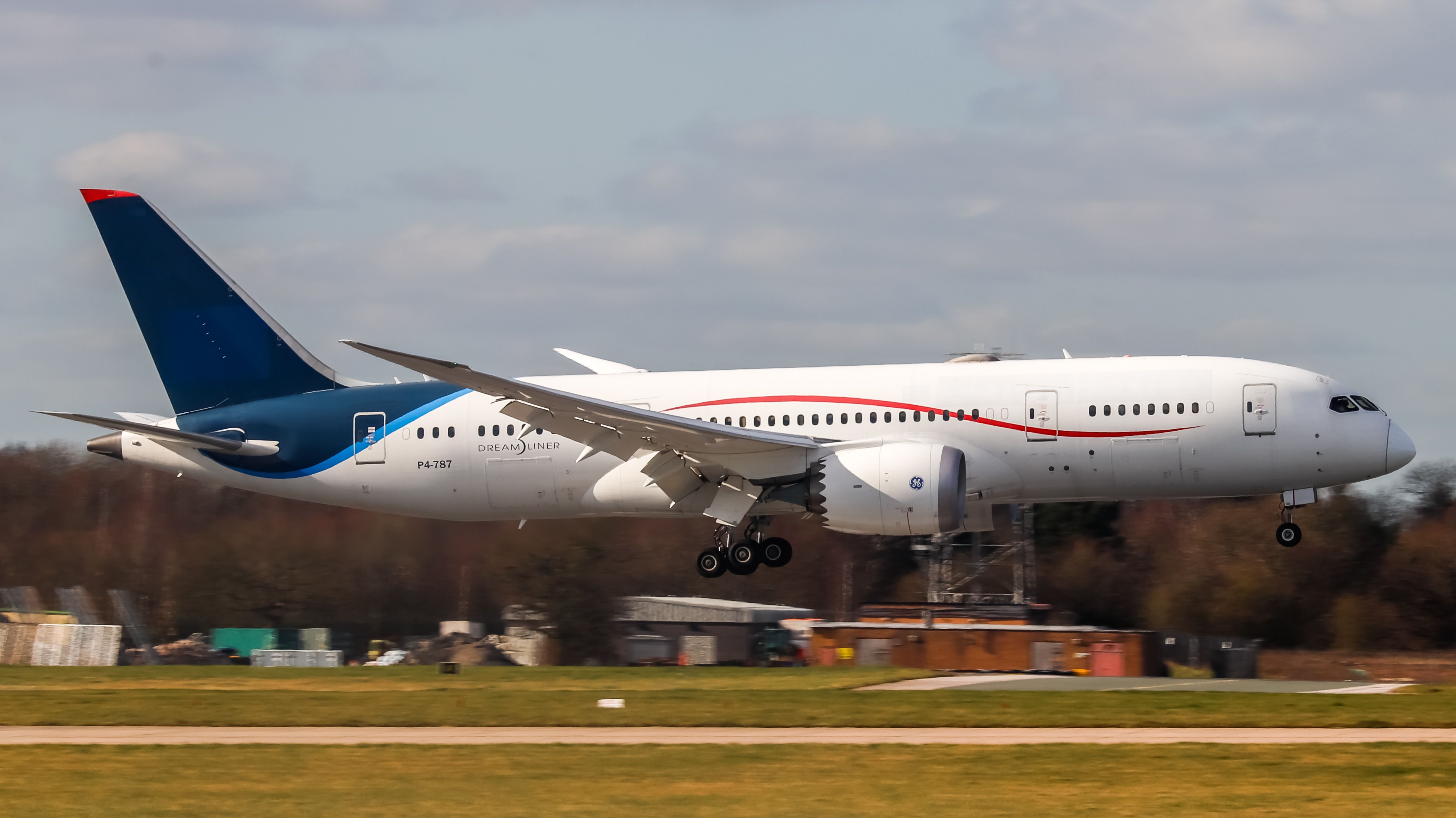 ミナミ Comlux's Private Boeing 787 Jet Flies From Brazil To