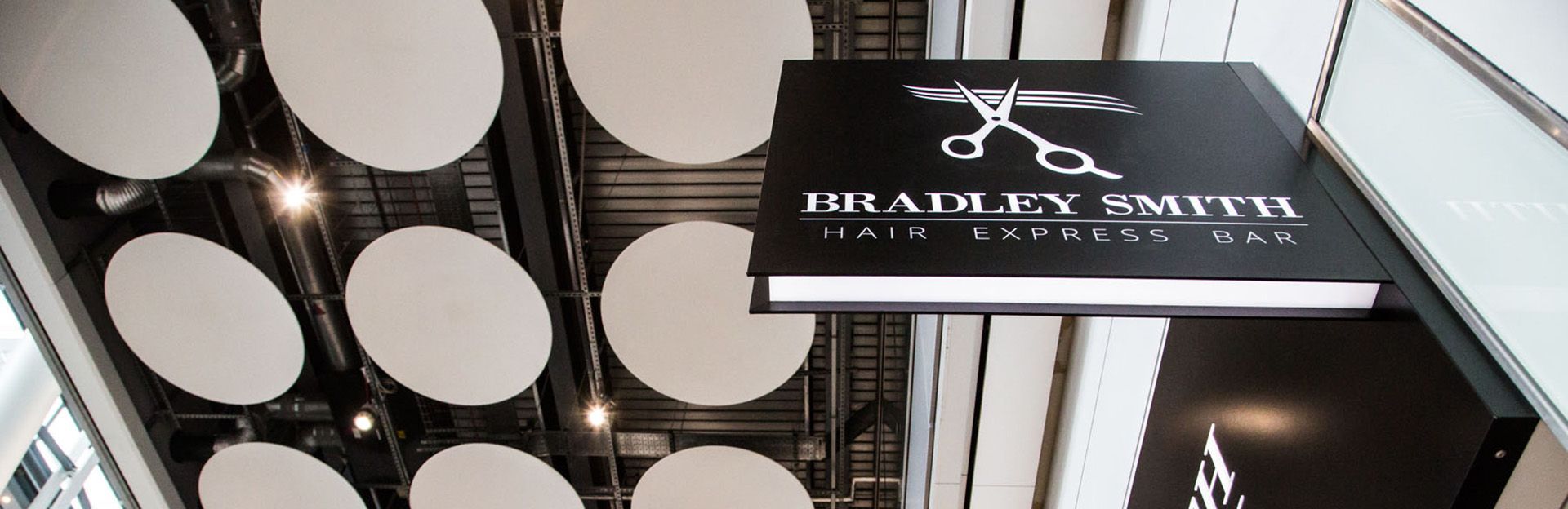 Which Airports Have Barbers For A PreFlight Snip & Shave?