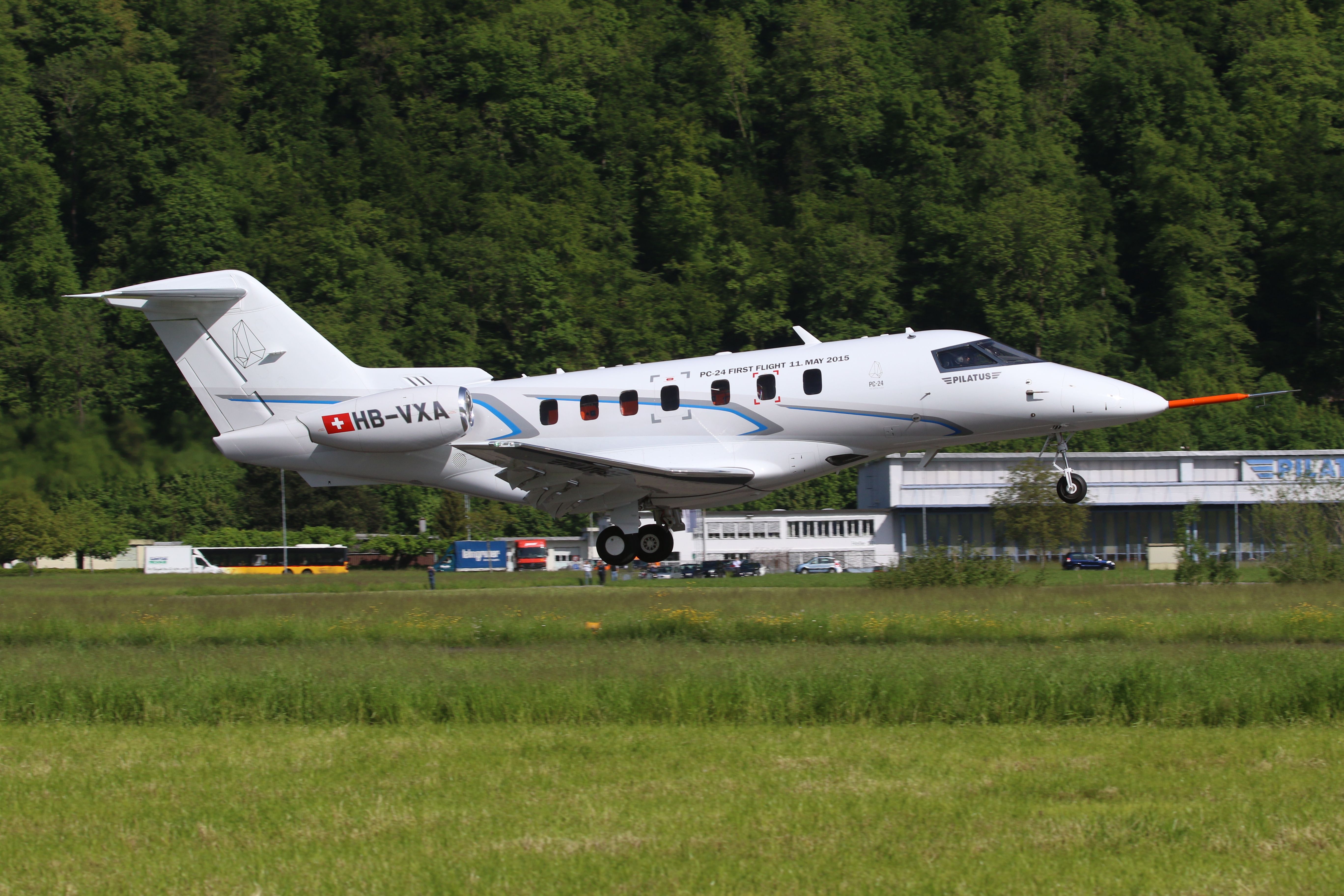 Can Private Jets Land On Dirt Runways?