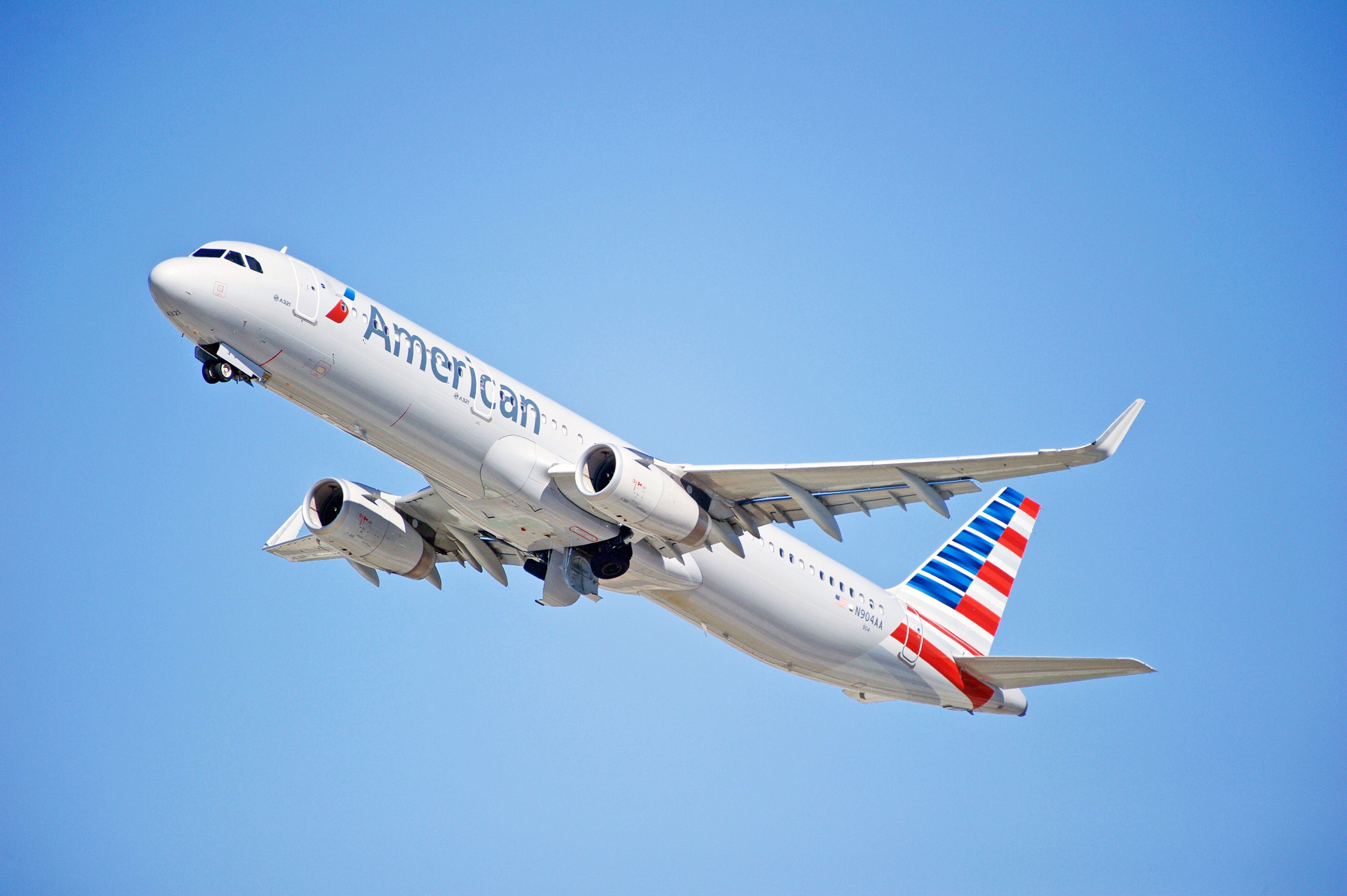 American Airlines Airbus A321-200 with blue sky background