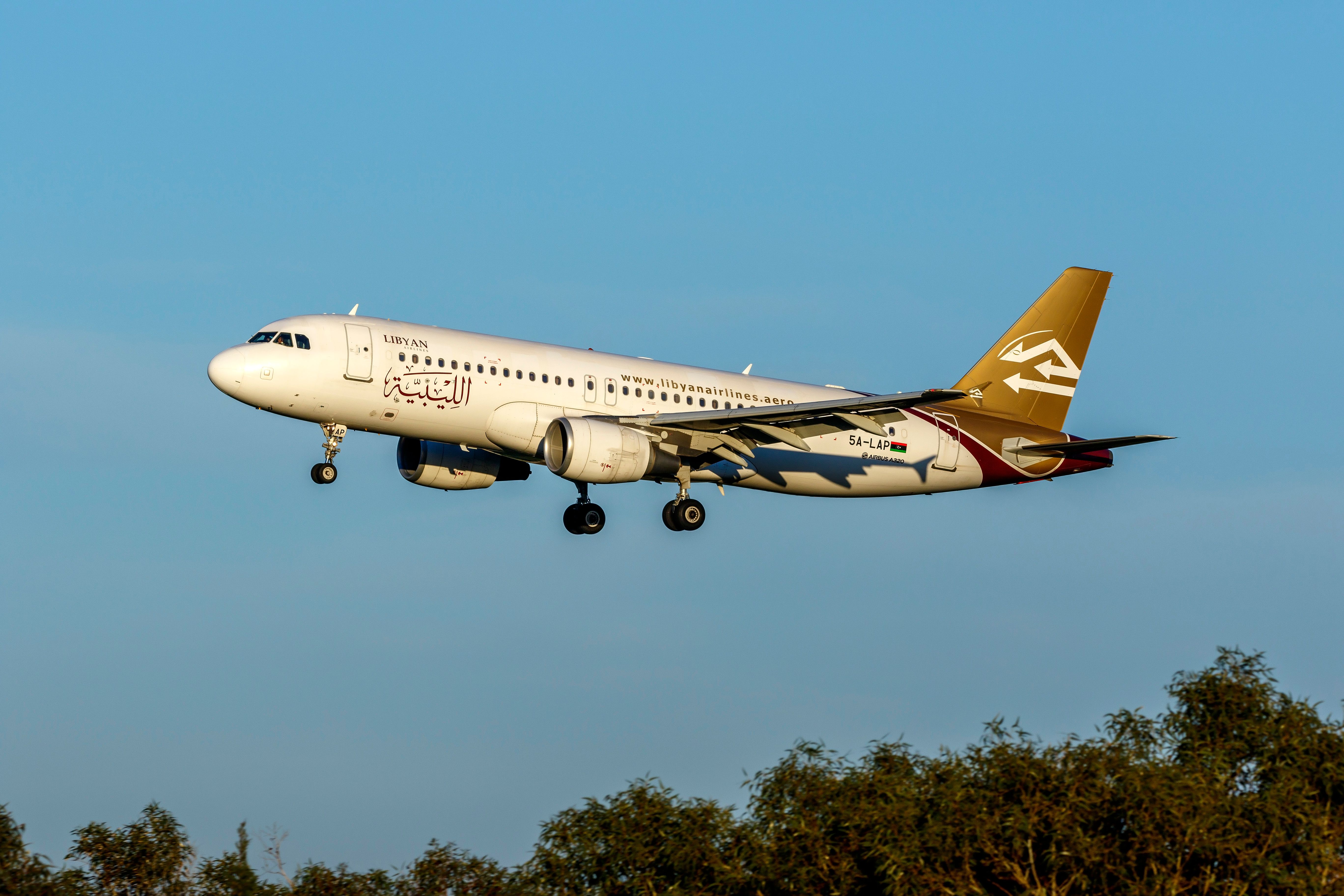 Libyan Airlines Airbus A320