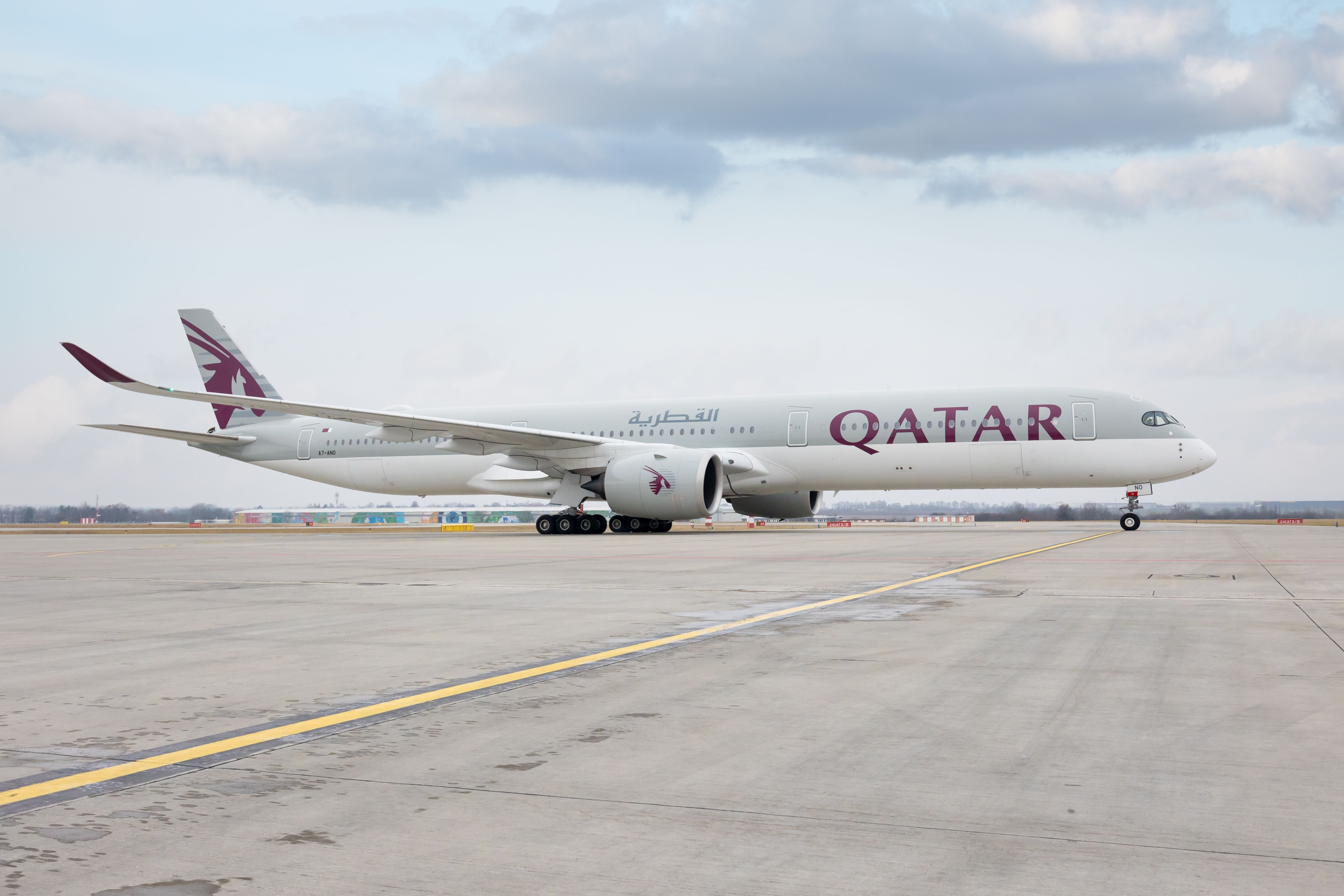 Qatar Airbus A350 on the ground
