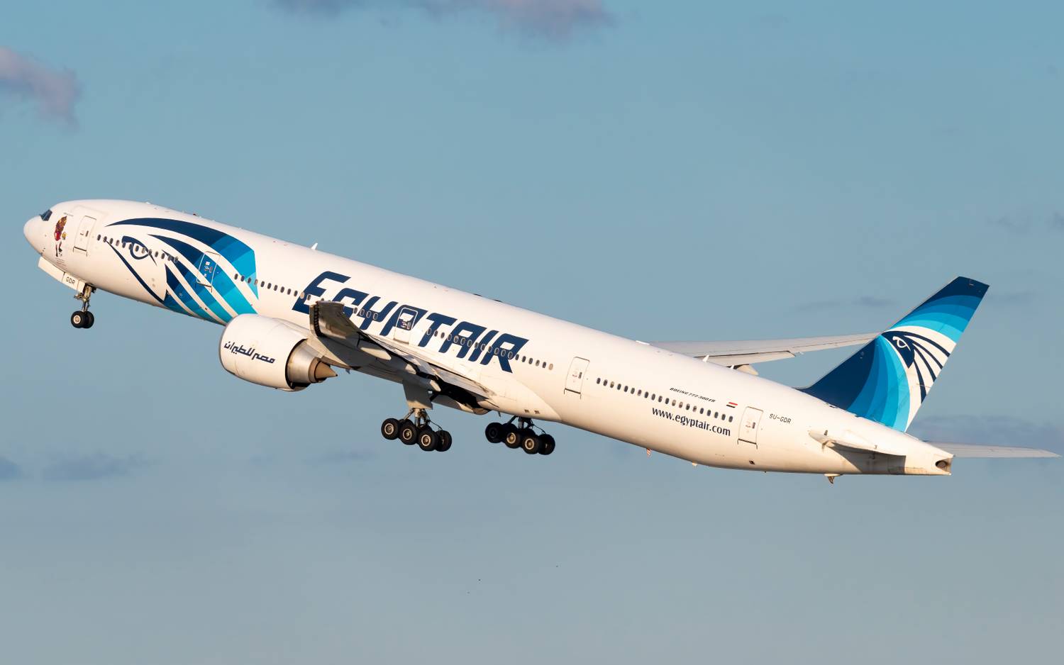 SU-GDR EgyptAir Boeing 777-36N(ER) (1)