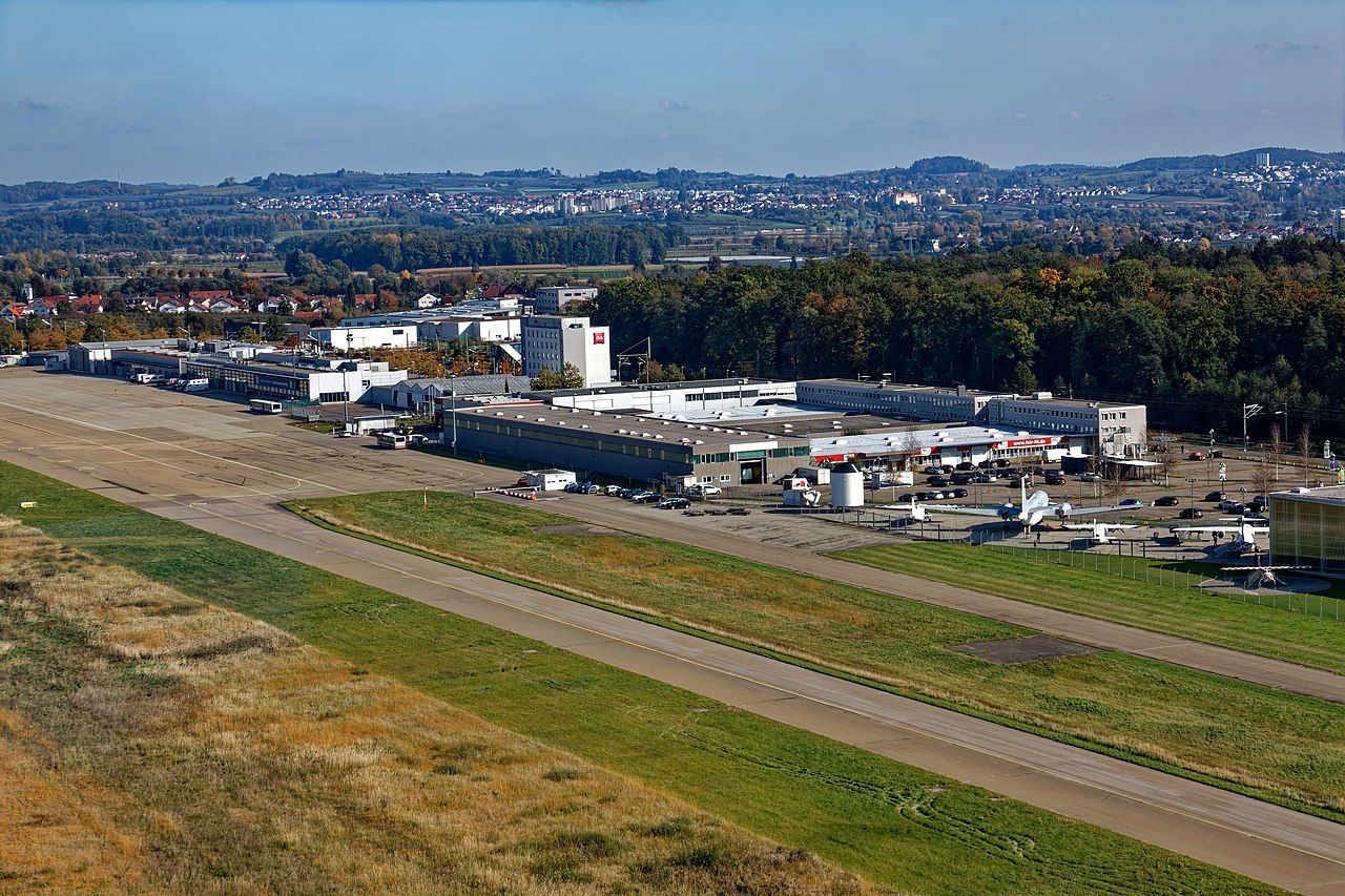 Friedrichshafen Flughafen Plane Park Price simpleflying.com
