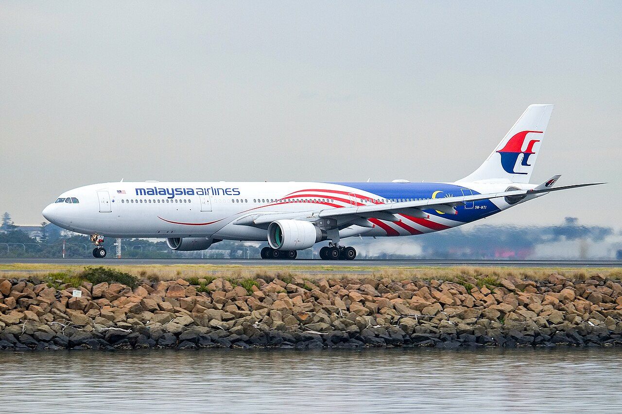 malaysia airlines a330 sydney