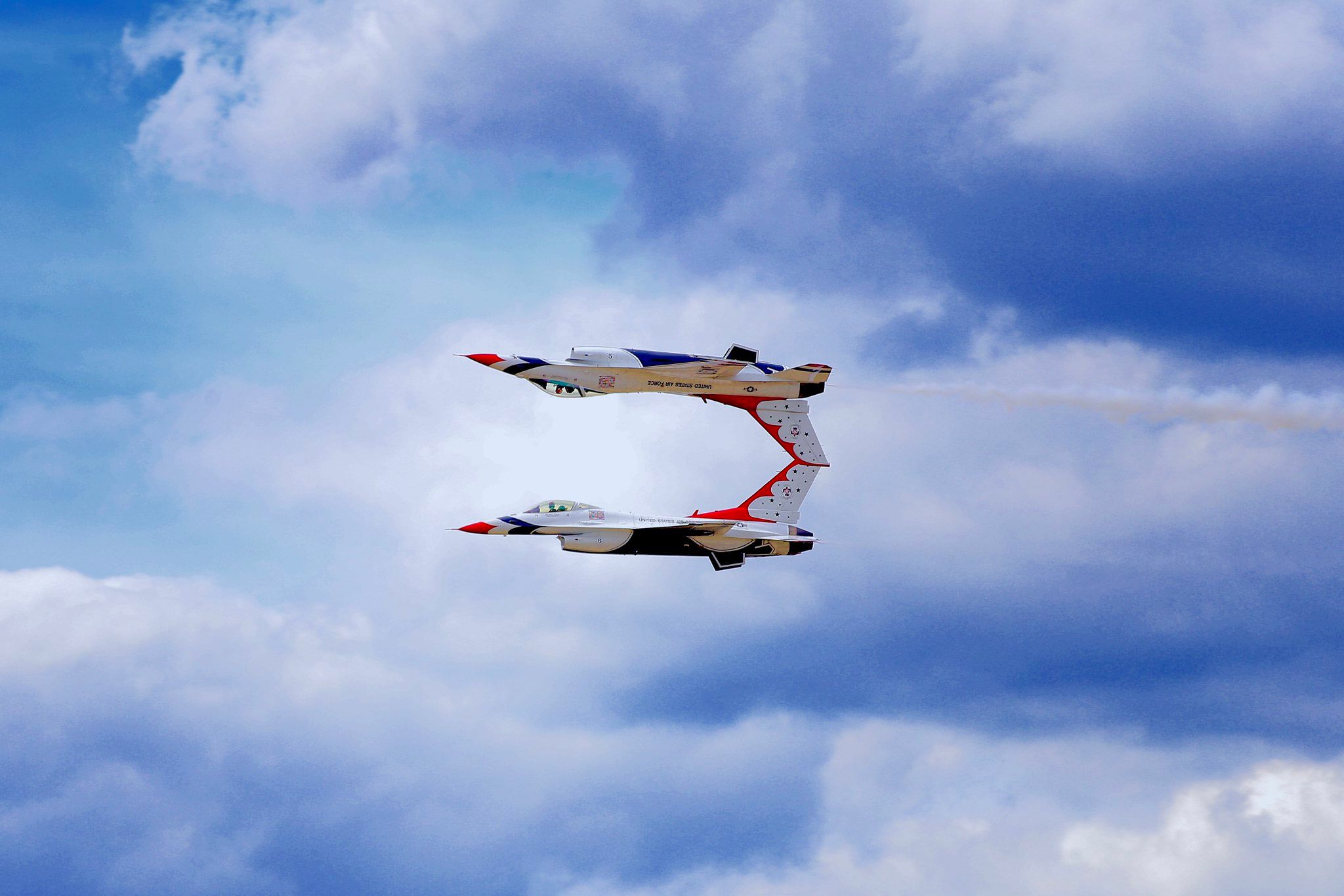 Thunderbirds perform in an airshow in the US.