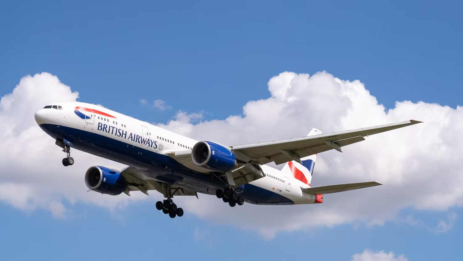 British Airways Boeing 777 Landing