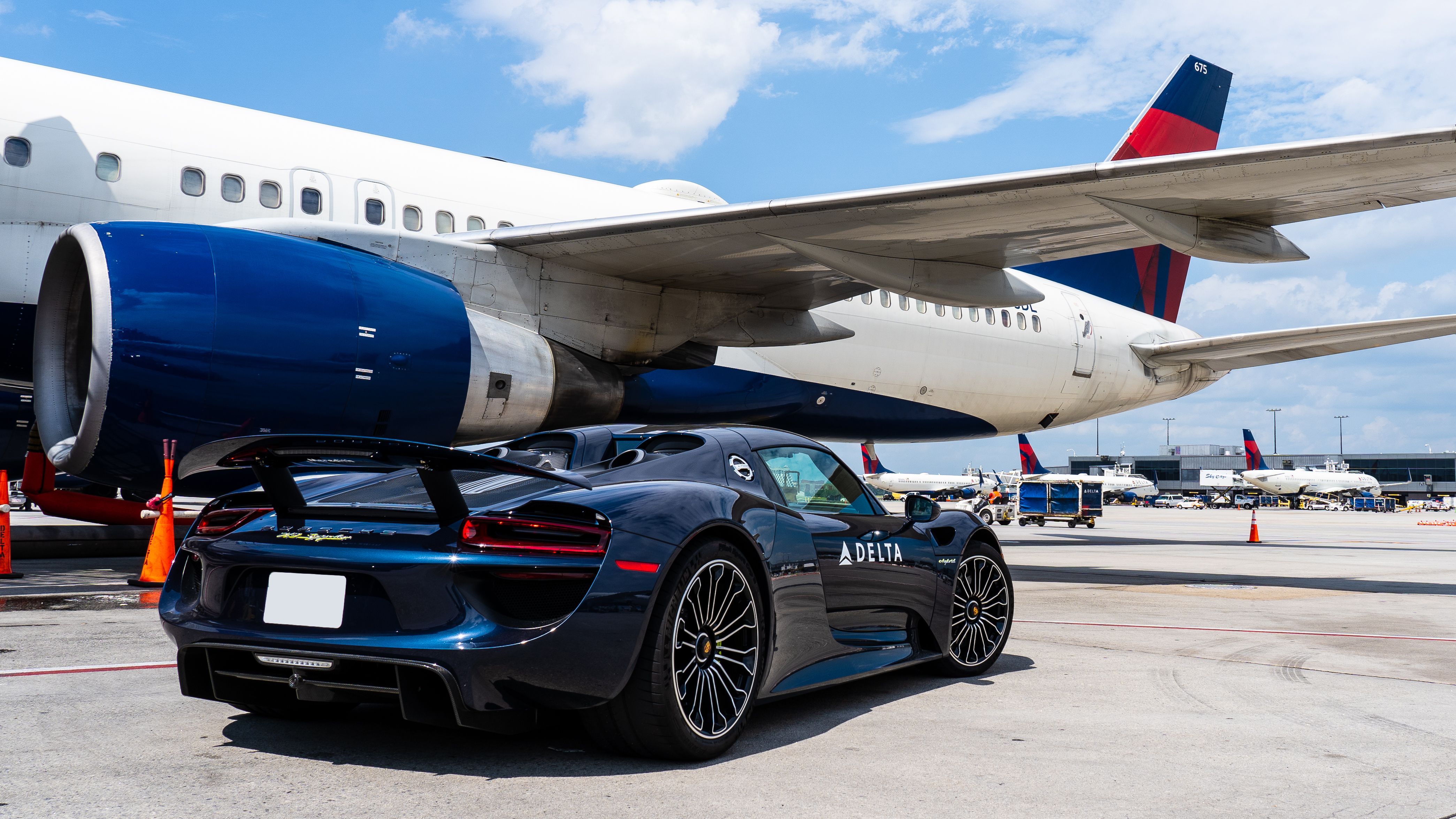 Why A Porsche 918 Spyder Was Loaned To Delta Air Lines