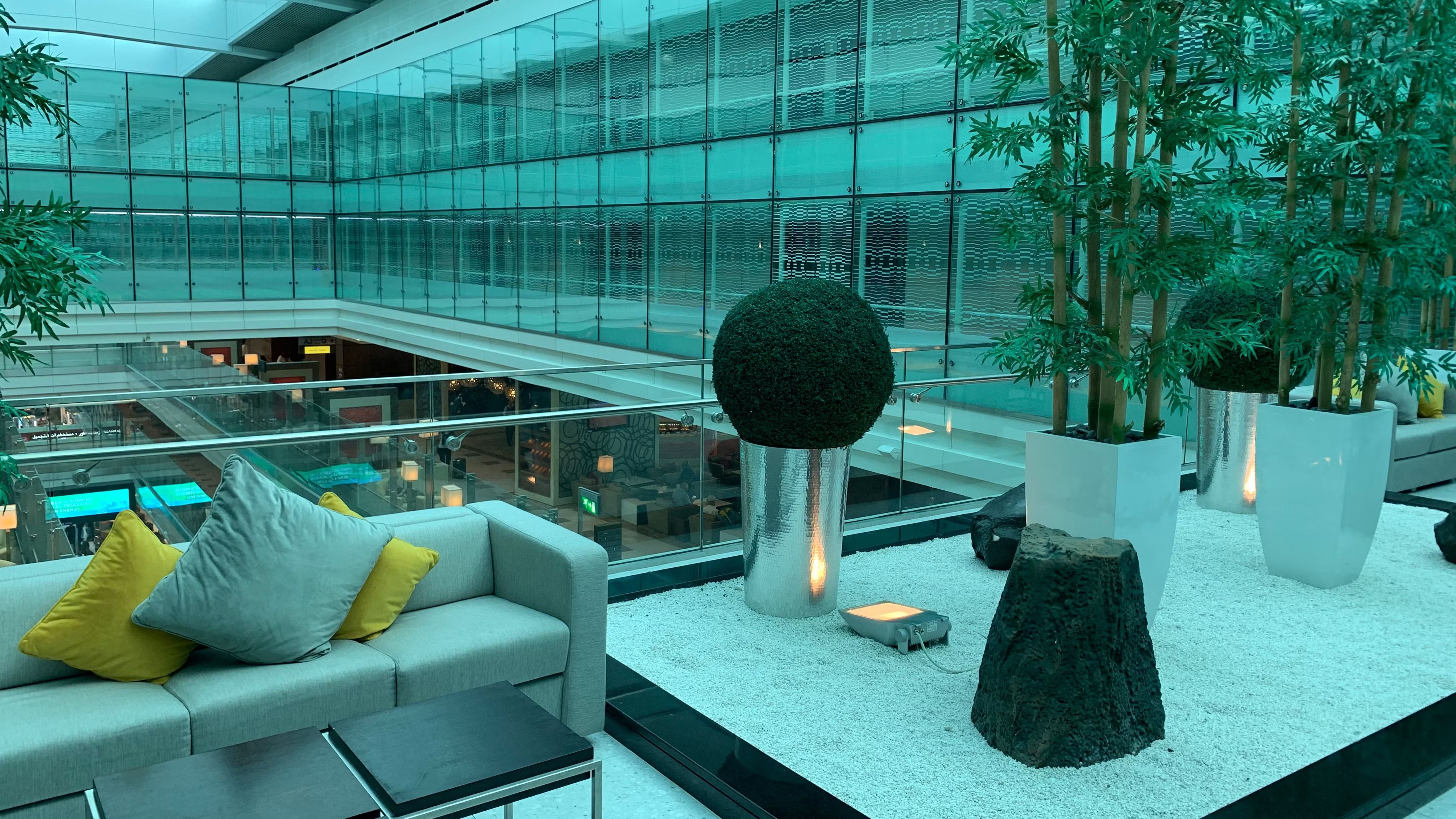 DXB Lounge