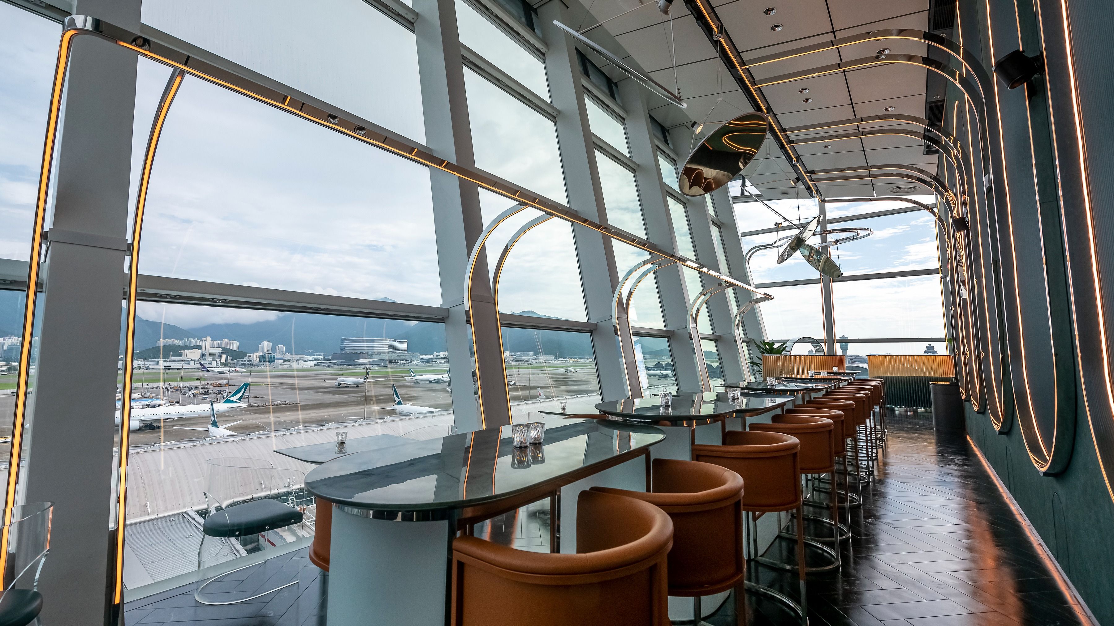 Hong Kong Airport's New Plaza Premium Intervals Cocktail Bar The Idea