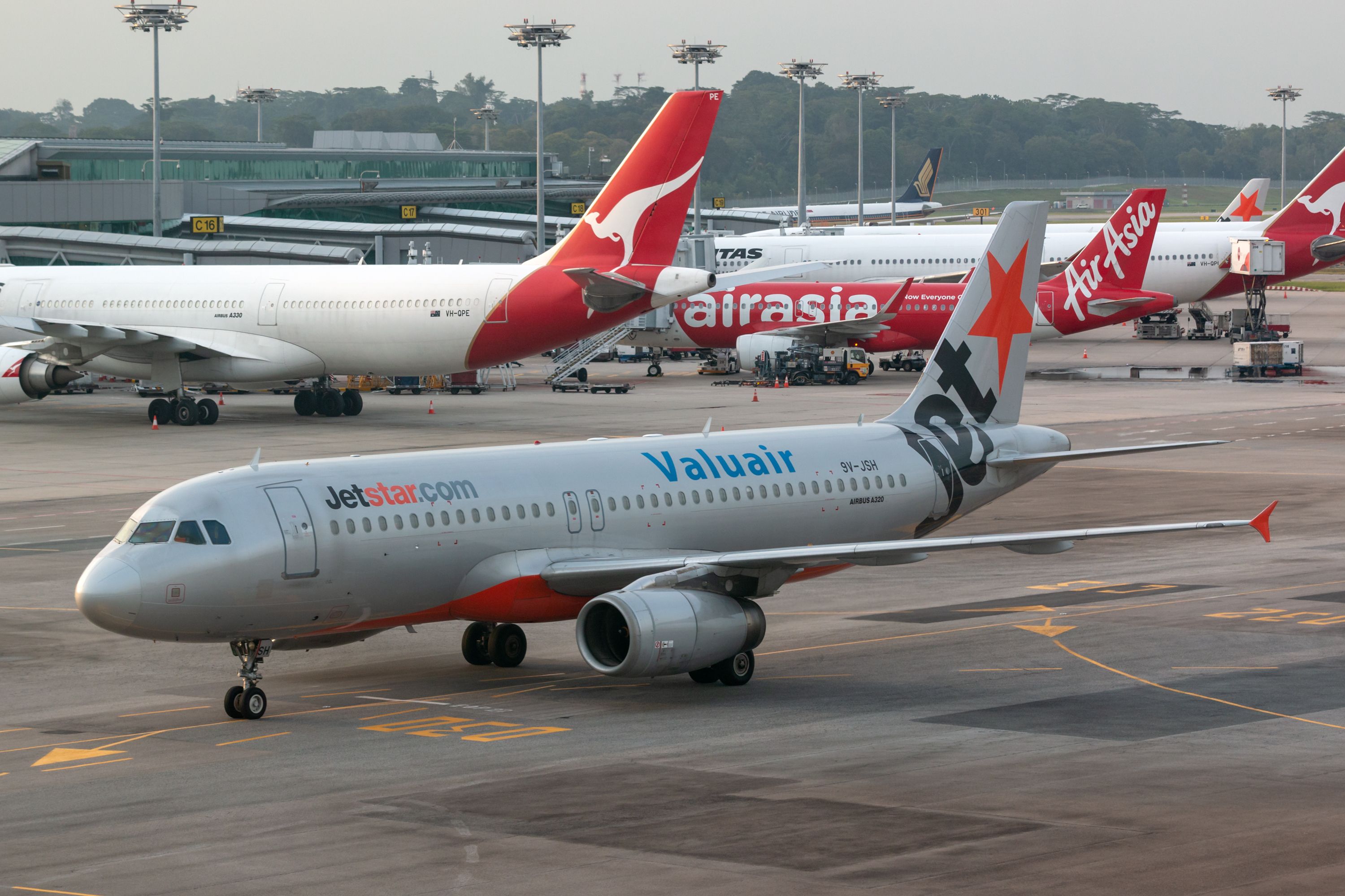 A Jetstar Asia x Valuair Airbus A320 at Changi International Airport.