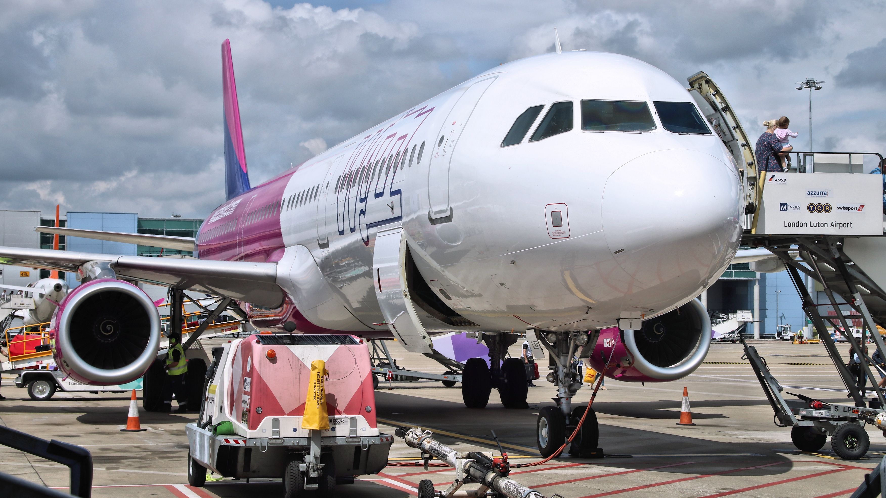 Wizz Air plane at Luton Airport