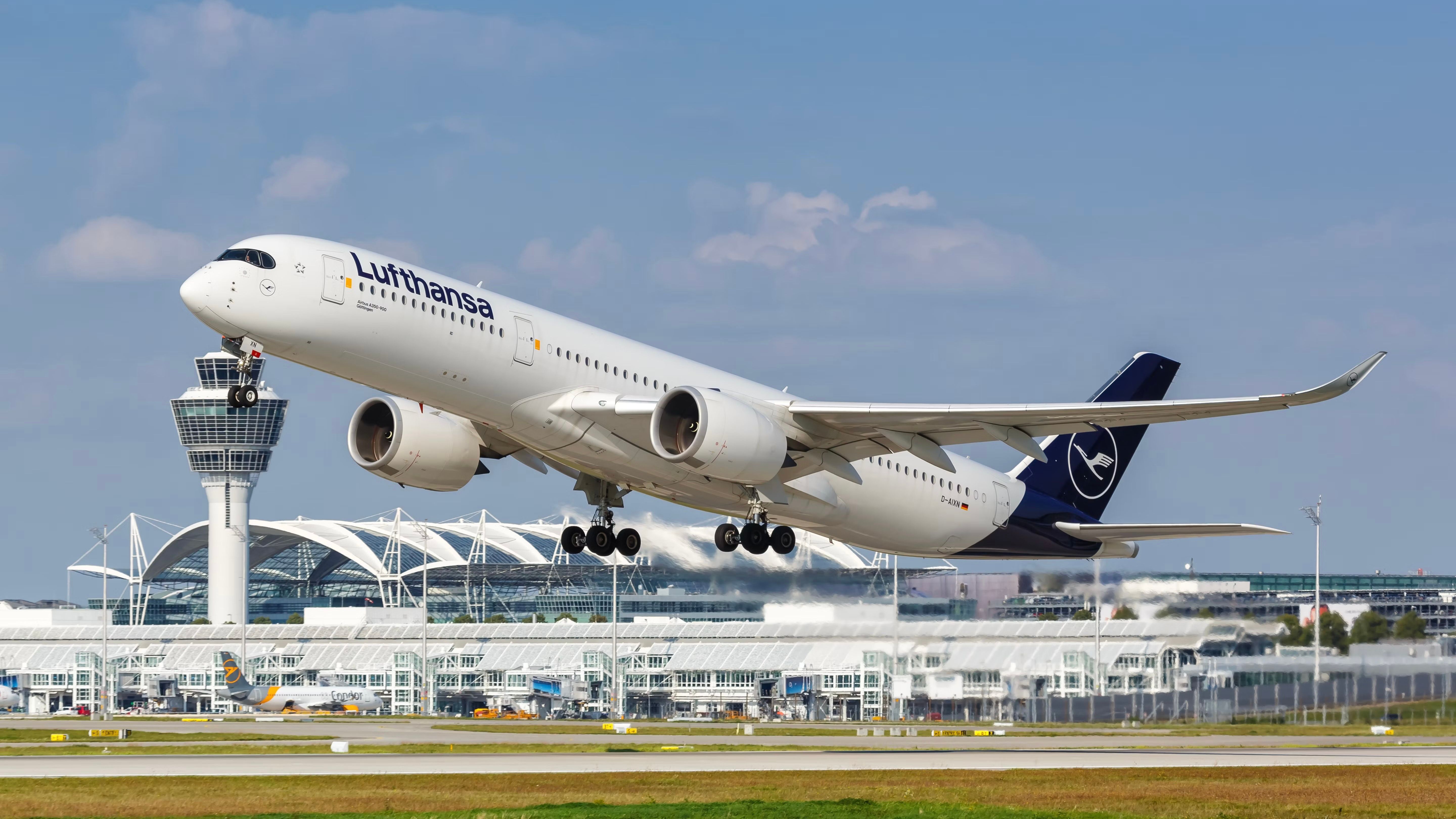 Lufthansa Airbus A350-900 | D-AIXN 