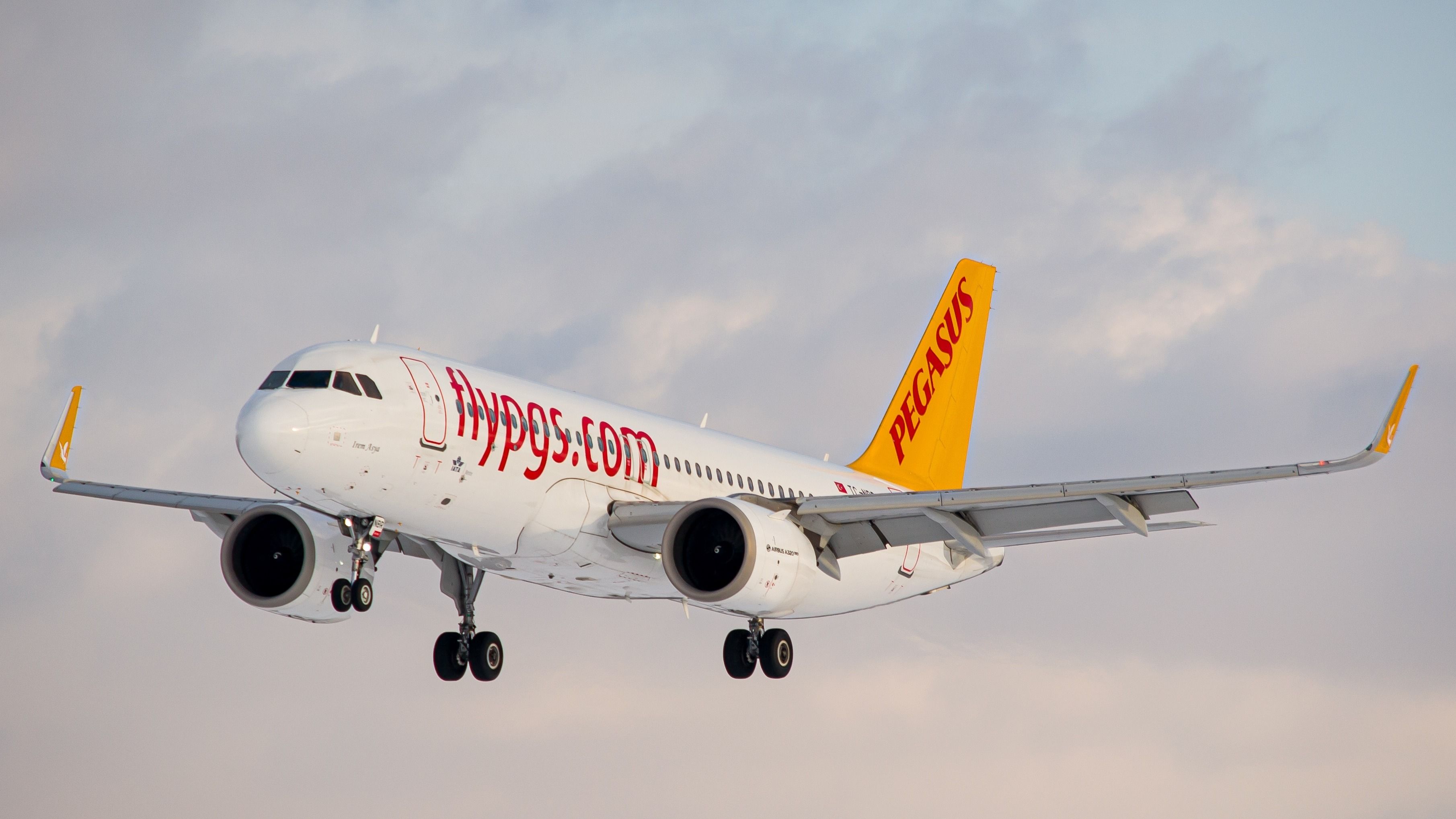 Pegasus Airlines A320neo taking off
