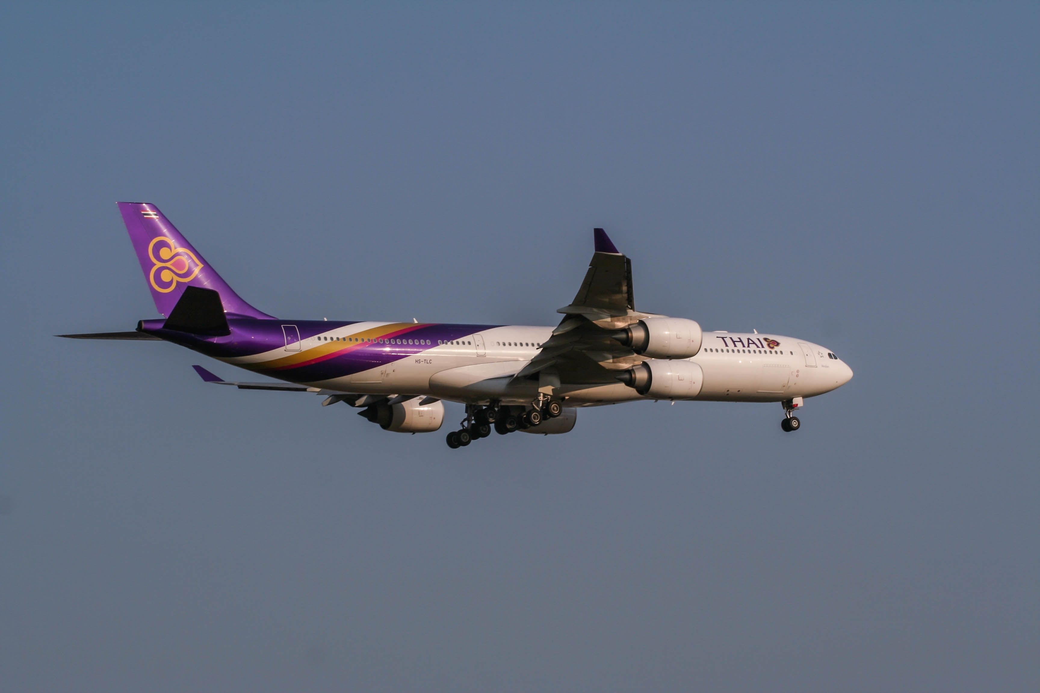 Thai Airways Airbus A340