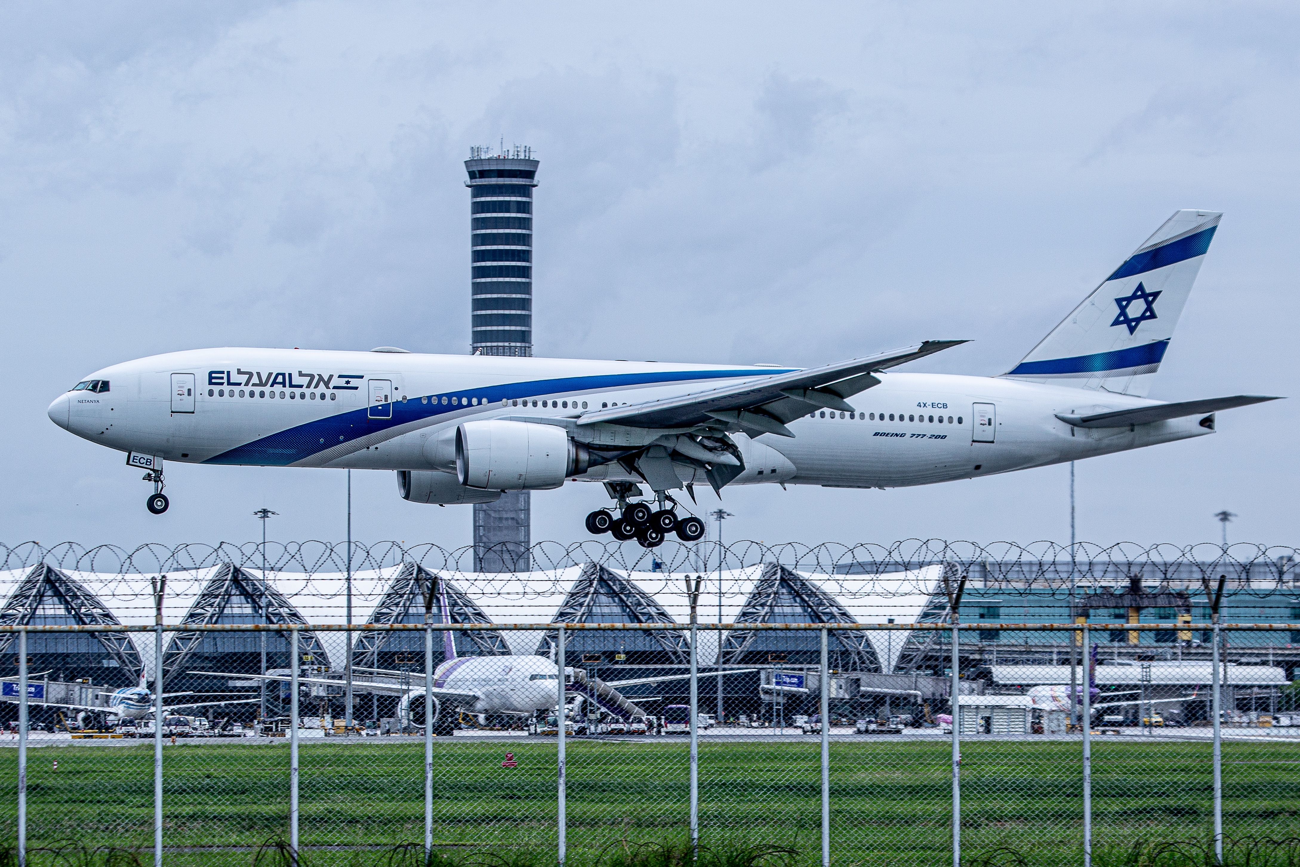 EL AL Boeing 777-200