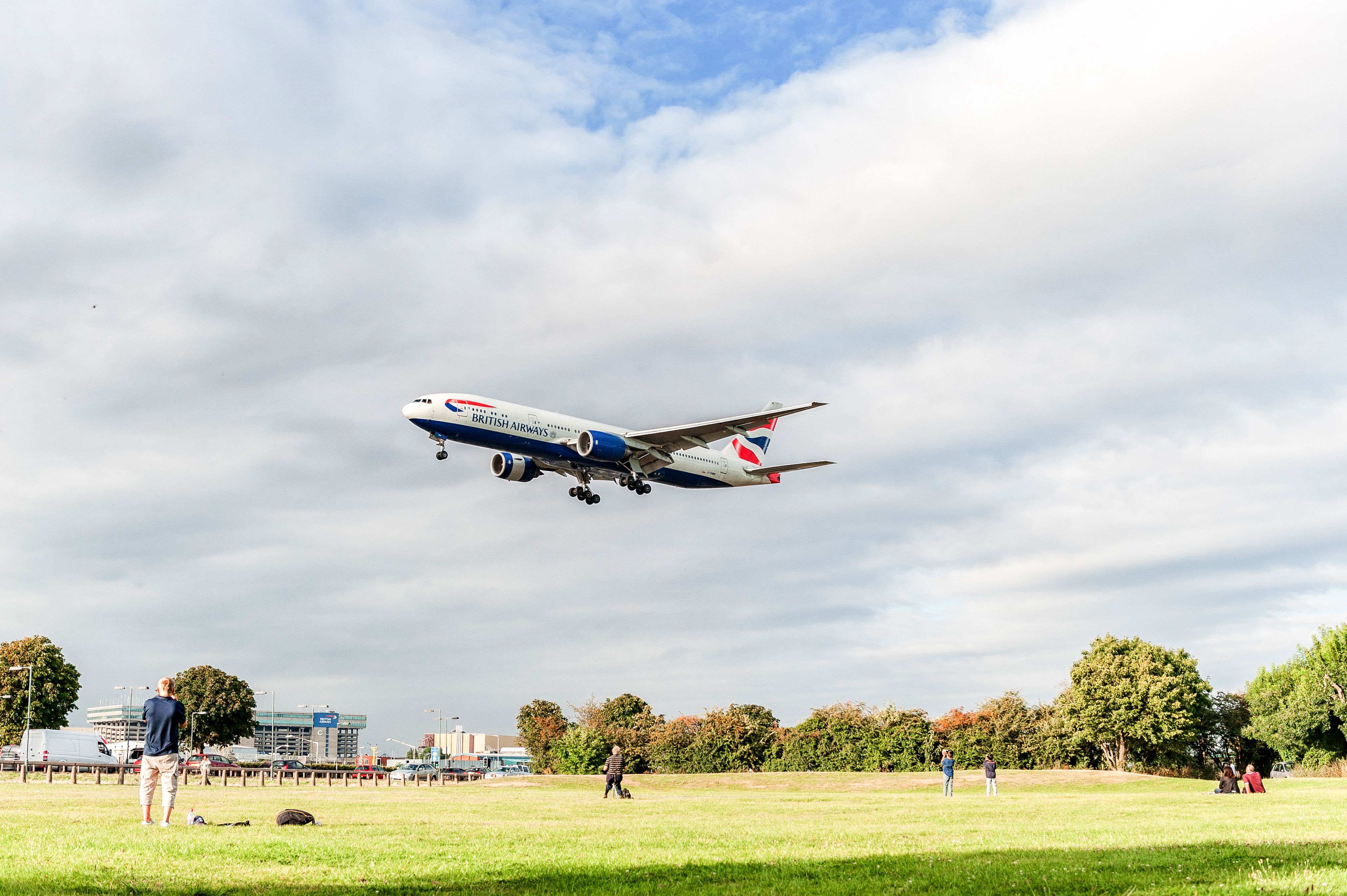British Airways Boeing 777 Landing At London Heathrow Airport