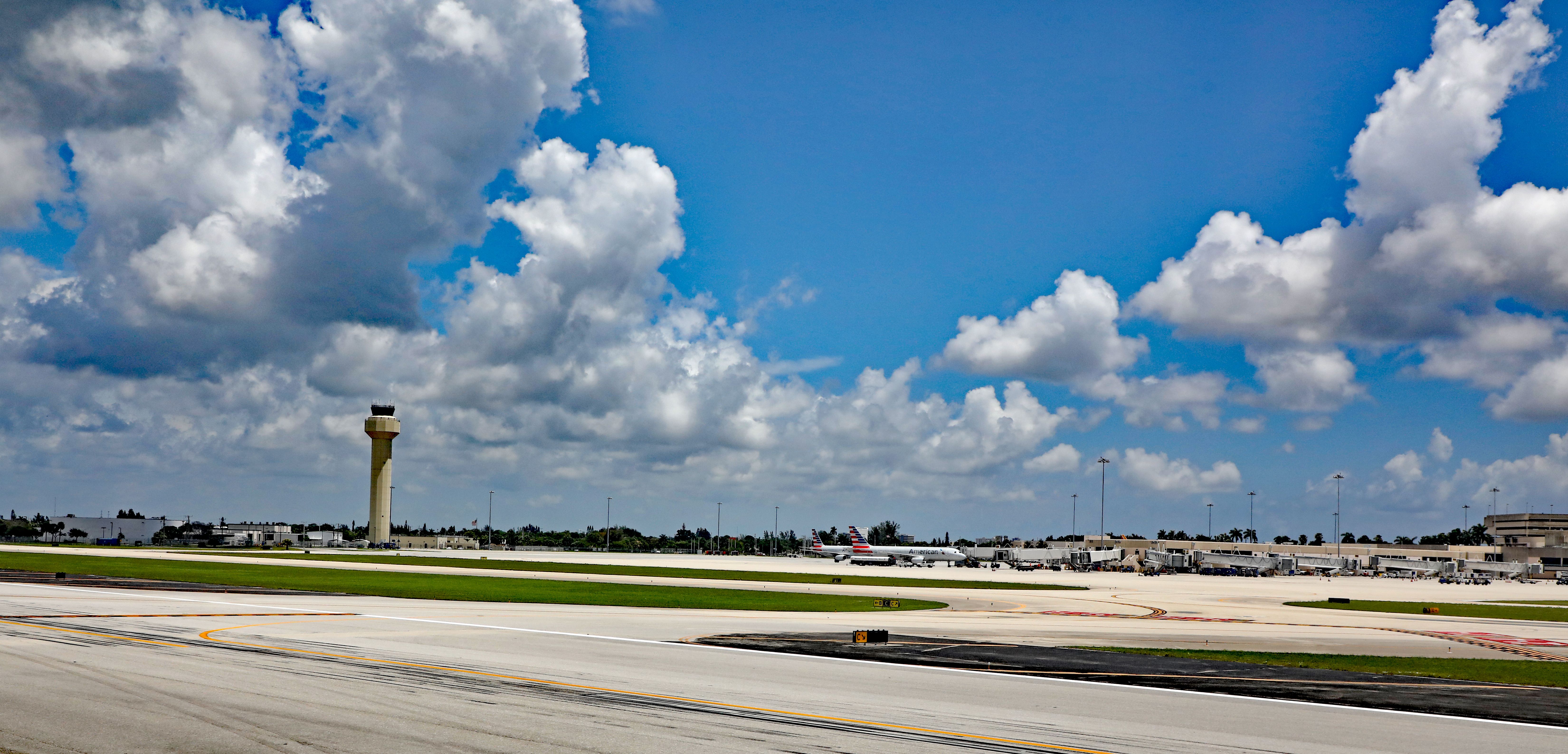 Palm Beach International Airport runway