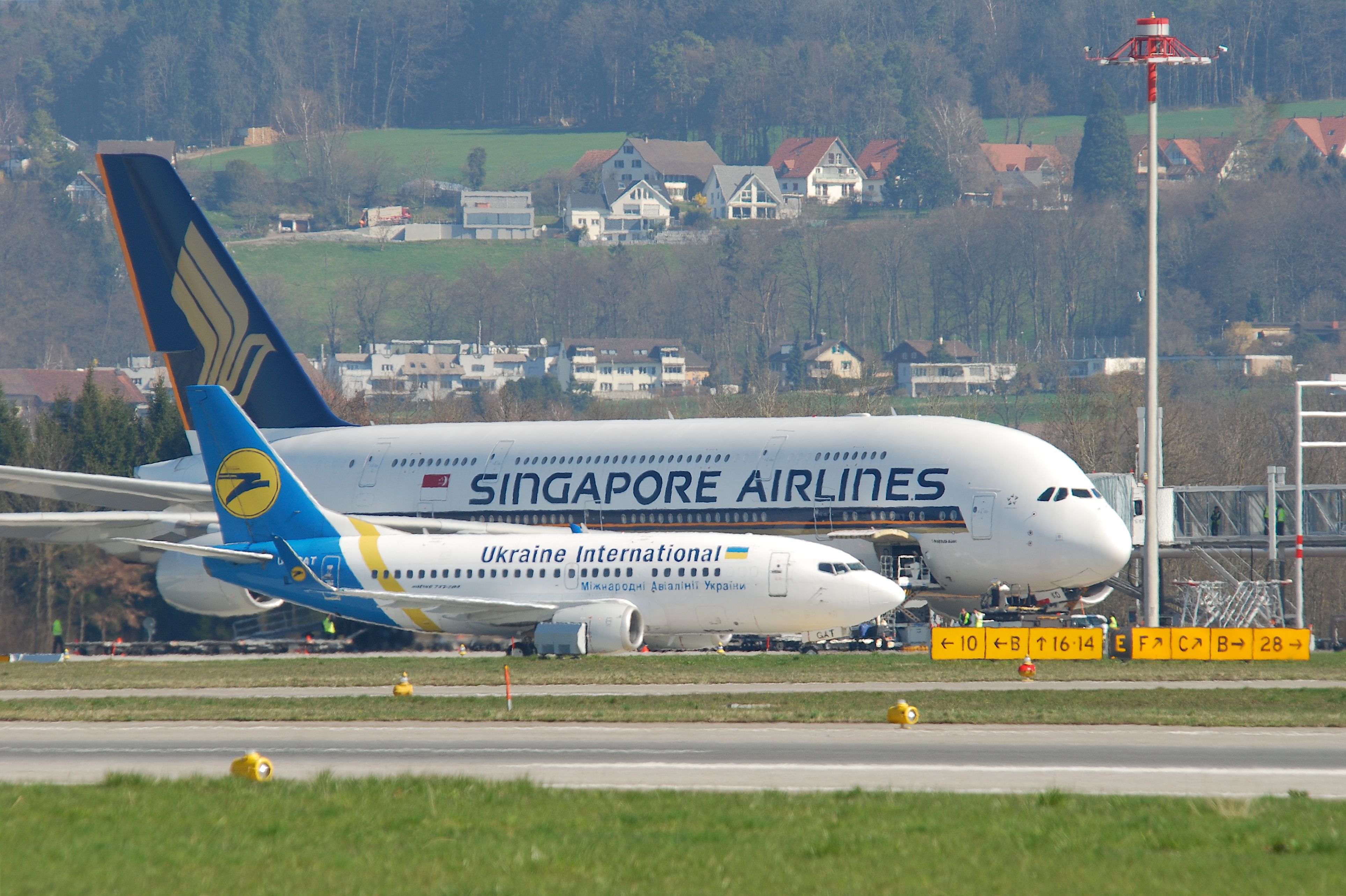 singapore a380 and ukraine 737