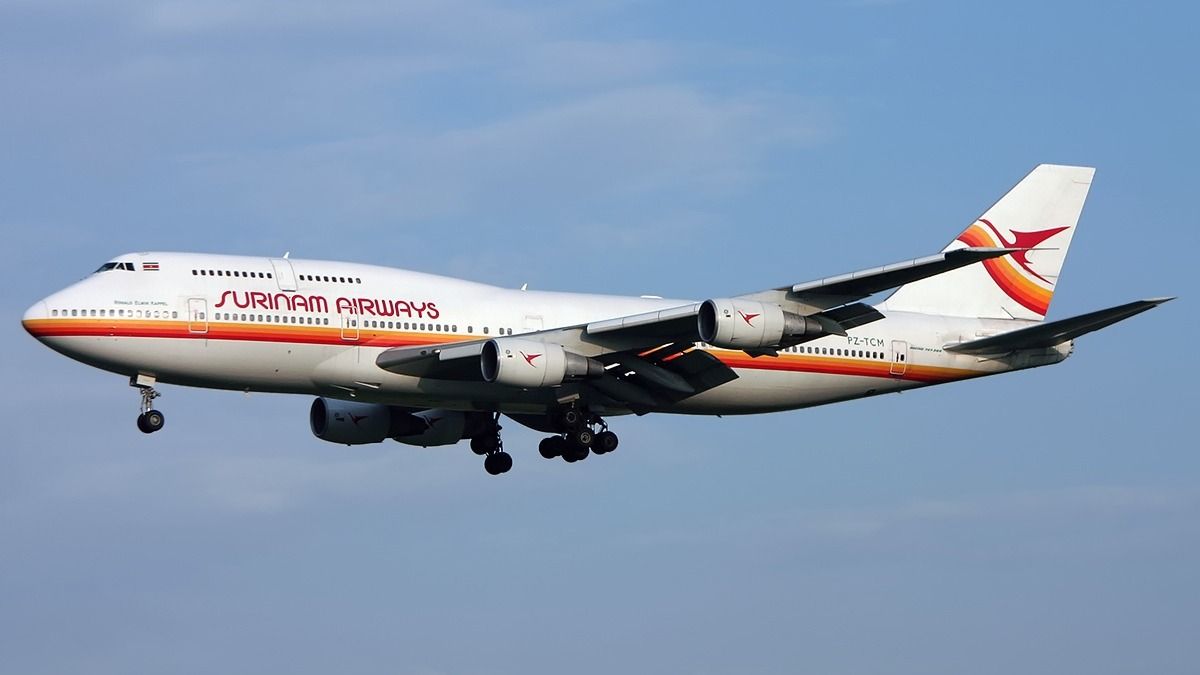 Surinam Airways Boeing 747