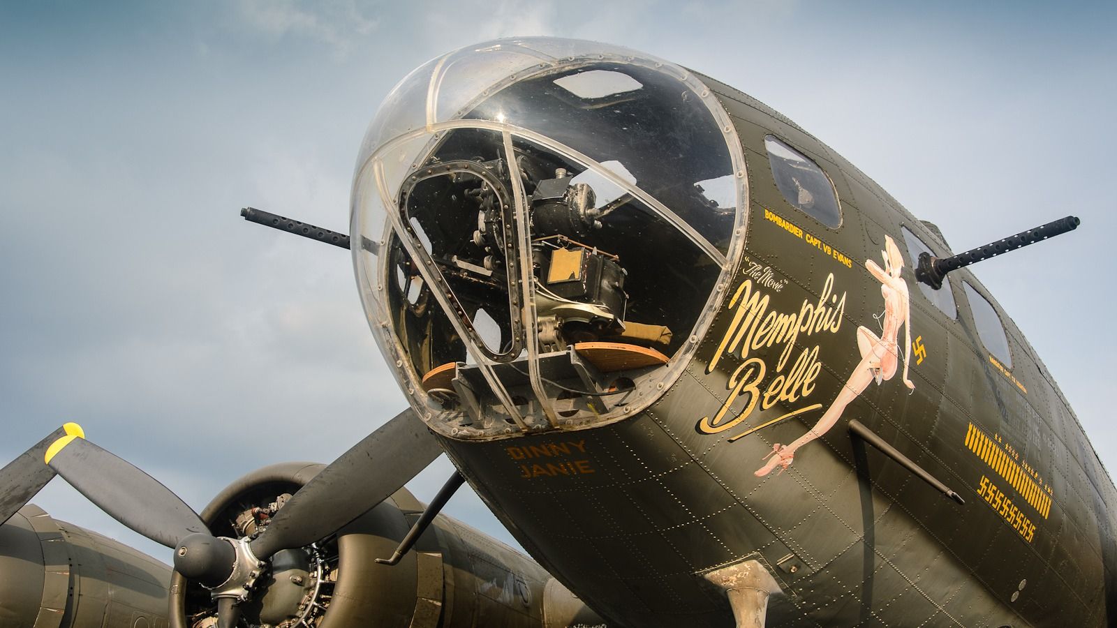 Nose art of the legendary B-17 Flying Fortress "Memphis Belle"