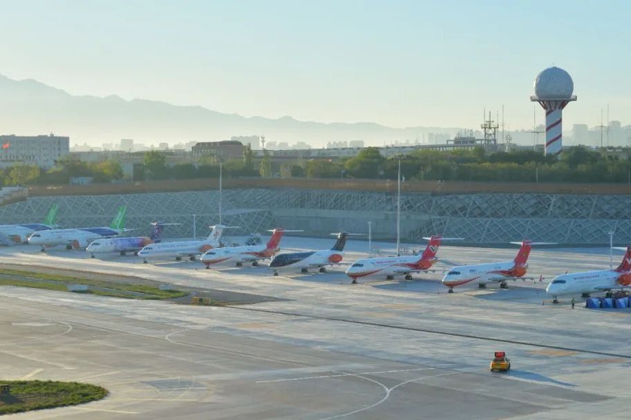9 comac aircraft in Urumqi airport 3 2