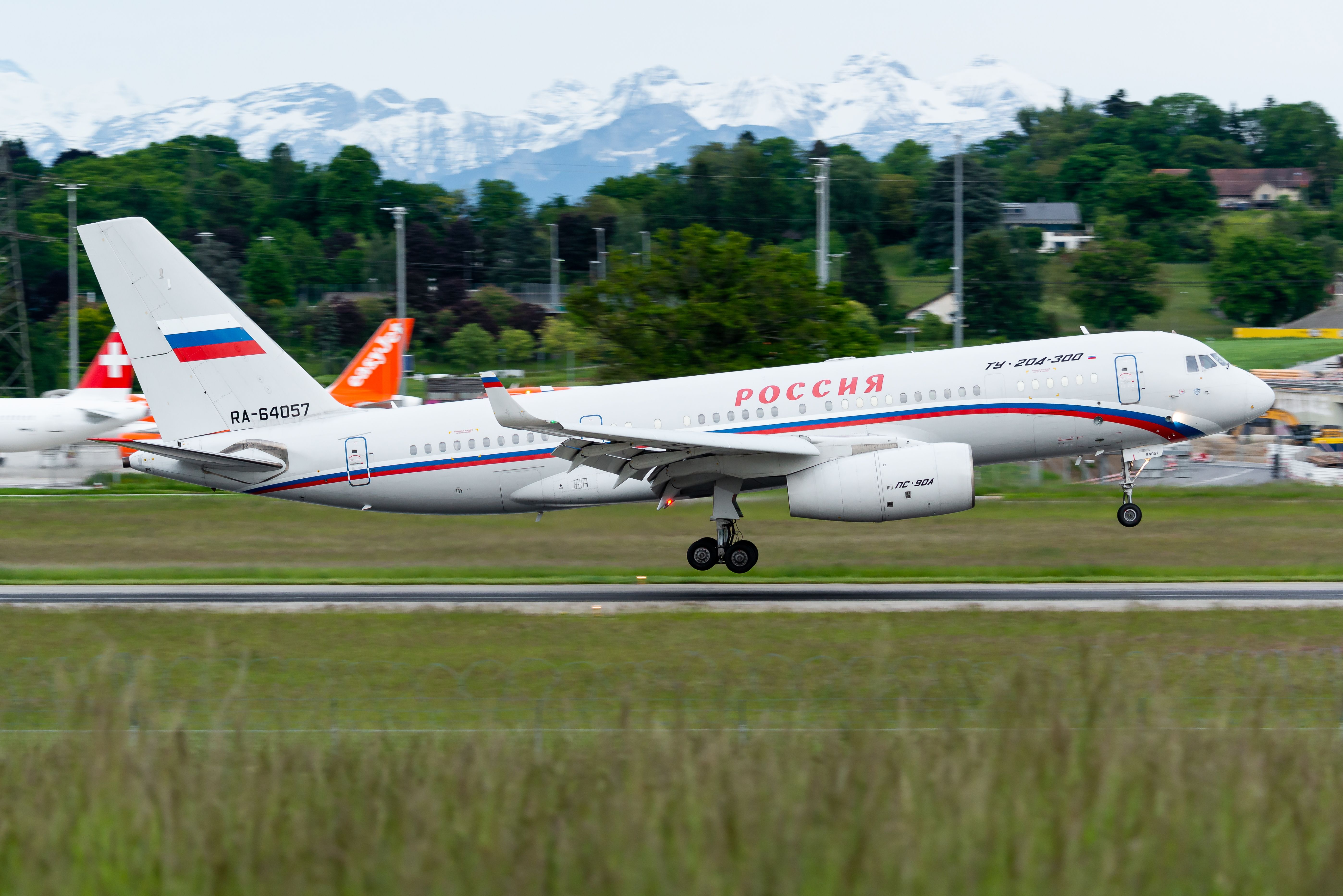 tupolev tu-204 | Simple Flying