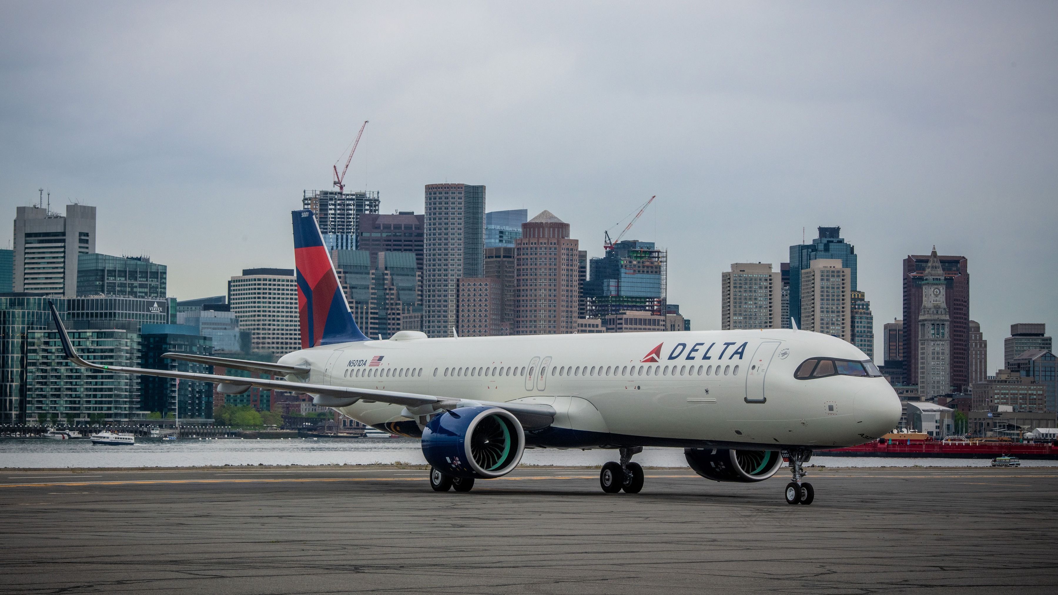 Delta details new inflight service with expanded food and drink