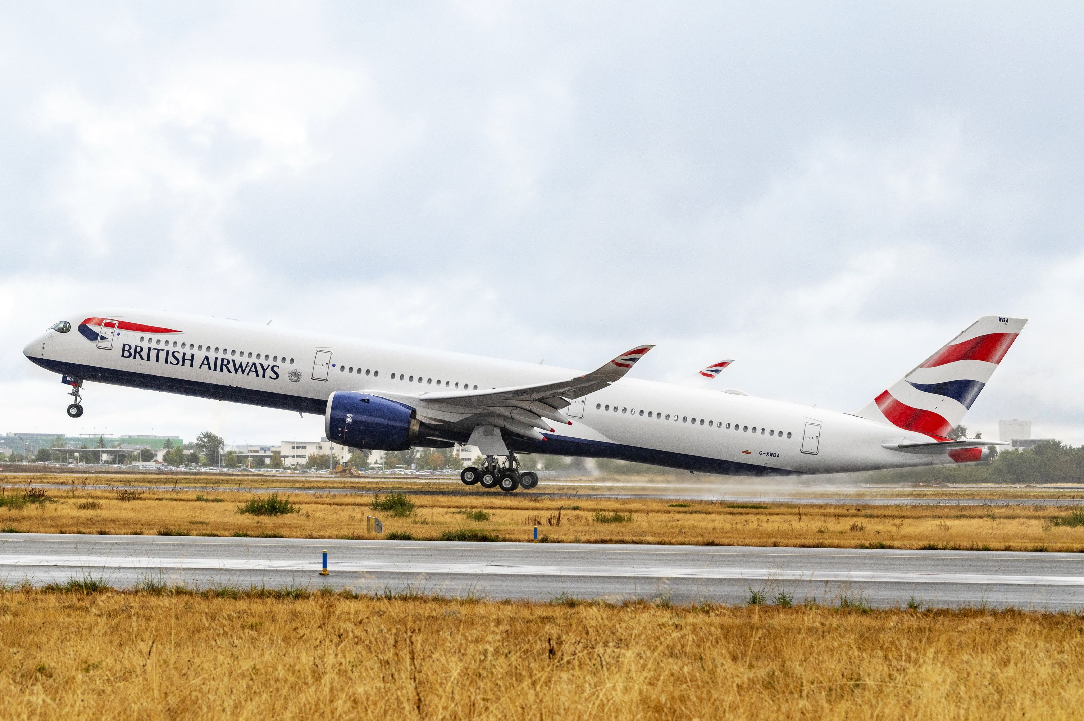 A British Airways Airbus A350-1000 just after taking off.
