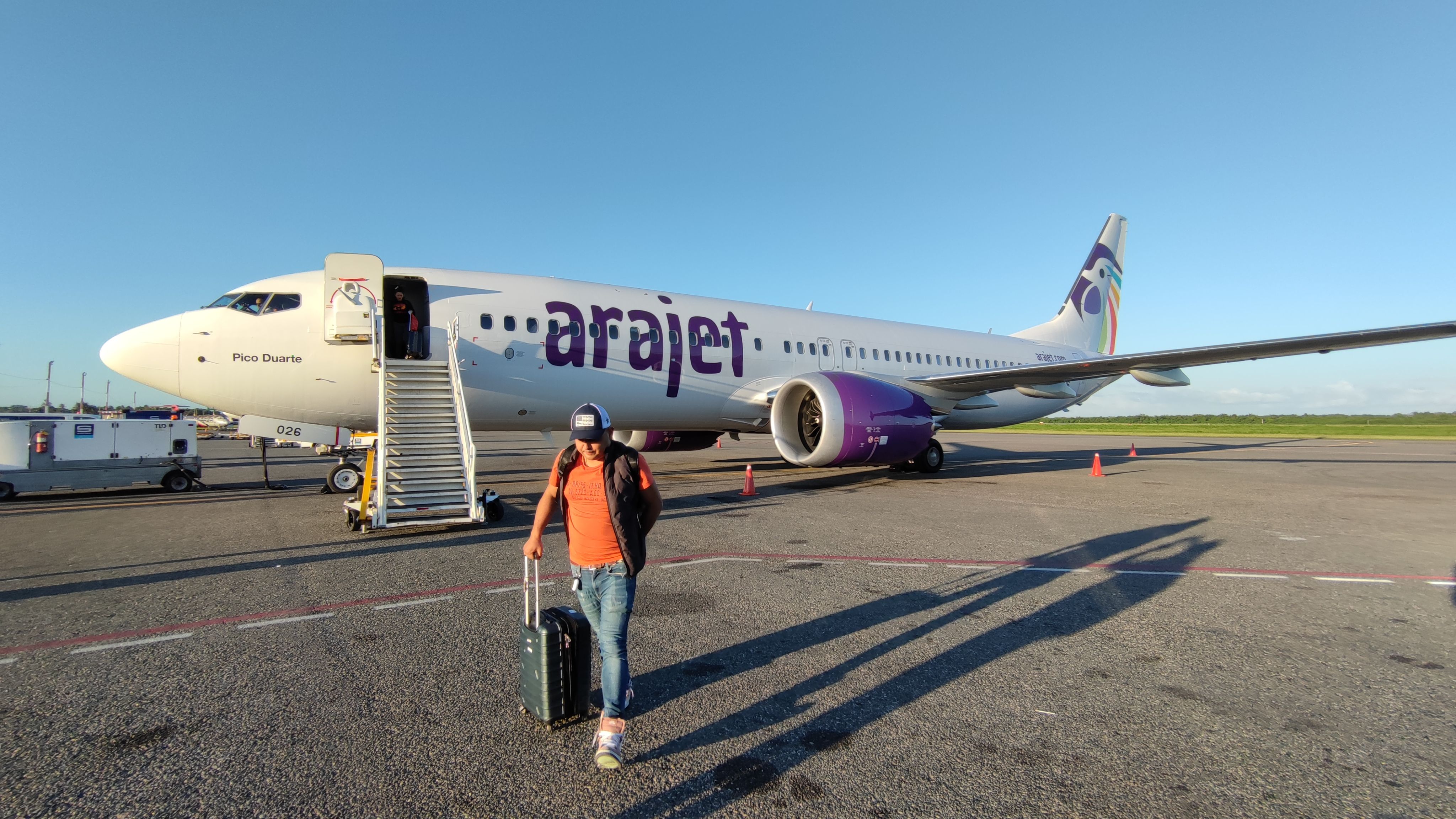 NEW LOW COST AIRLINE COMPANY in BRAZIL - FLYING WITH ARAJET - CHEAP TICKETS  TO THE CARIBBEAN 