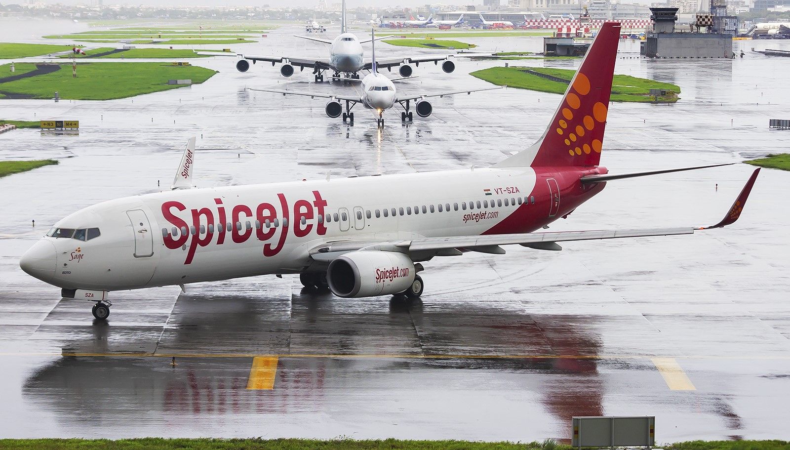 SpiceJet Clears Credit Suisse Payment After Court's Warning Of Drastic  Action