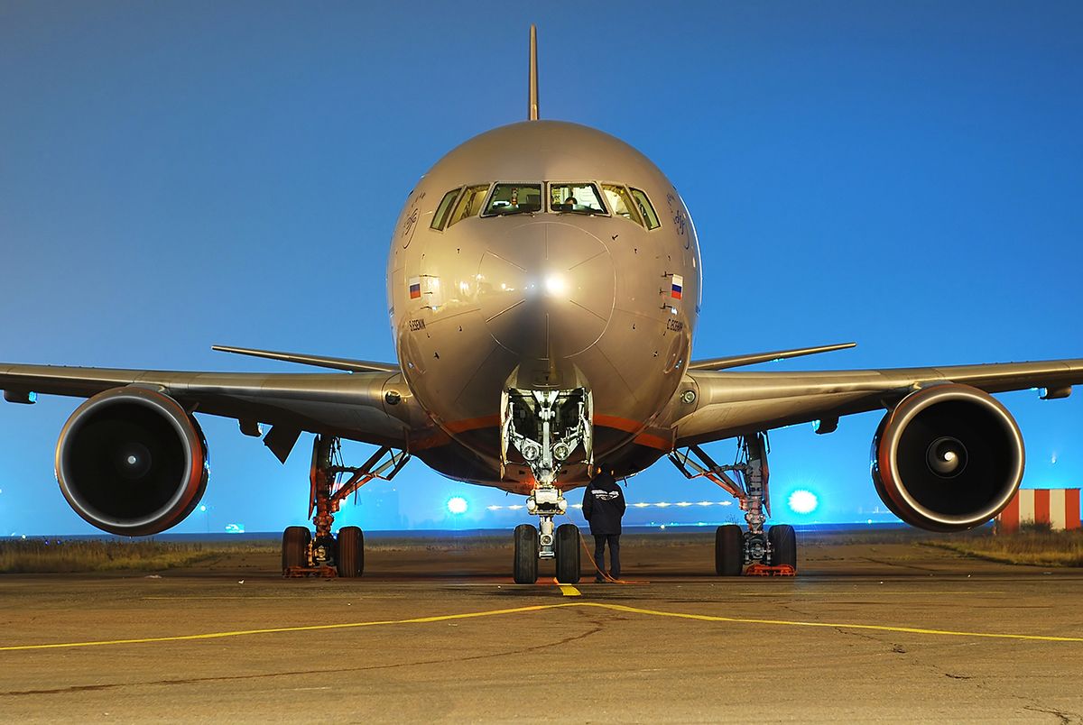 Aeroflot Boeing 767 Front Profile