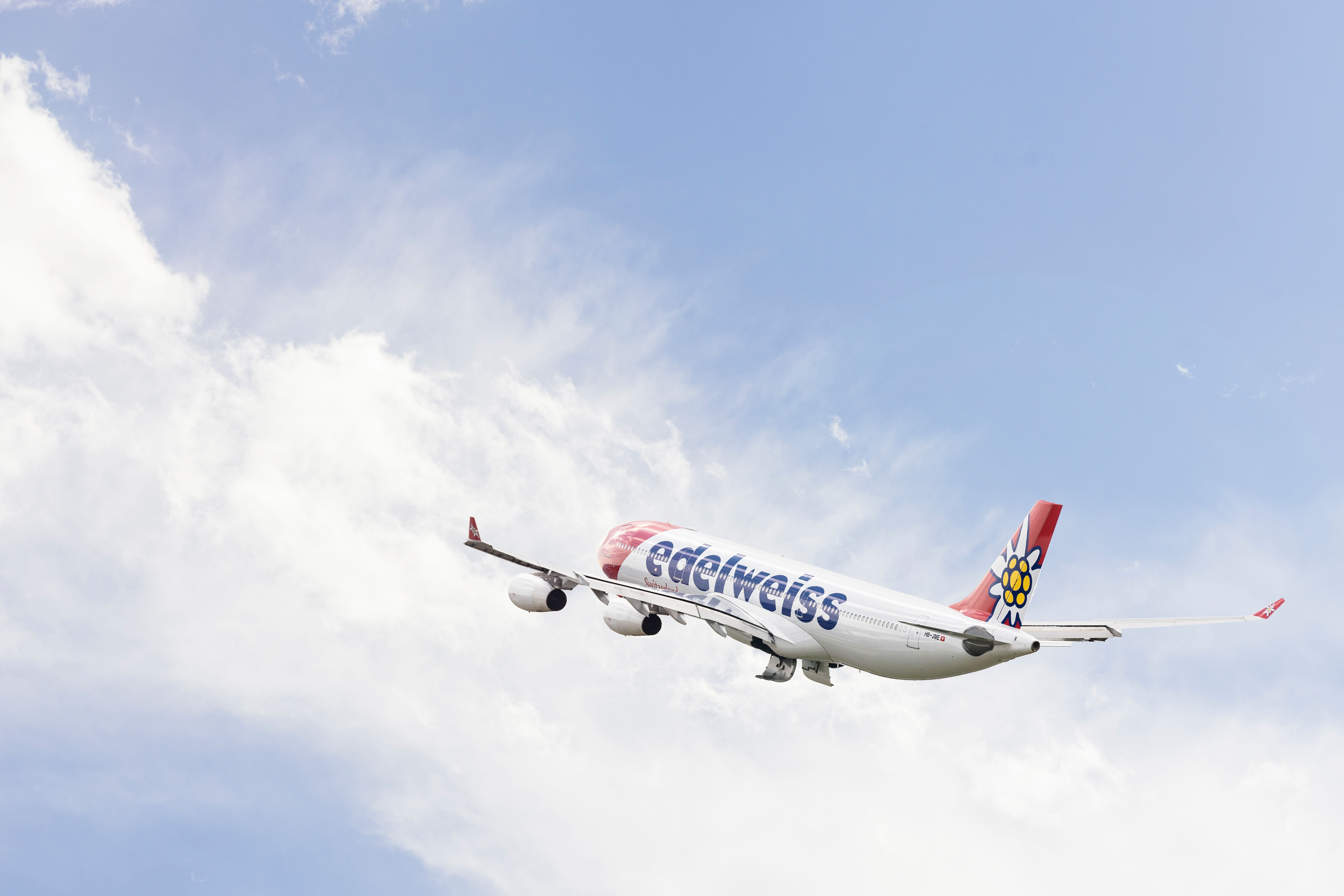 Edelweiss A340